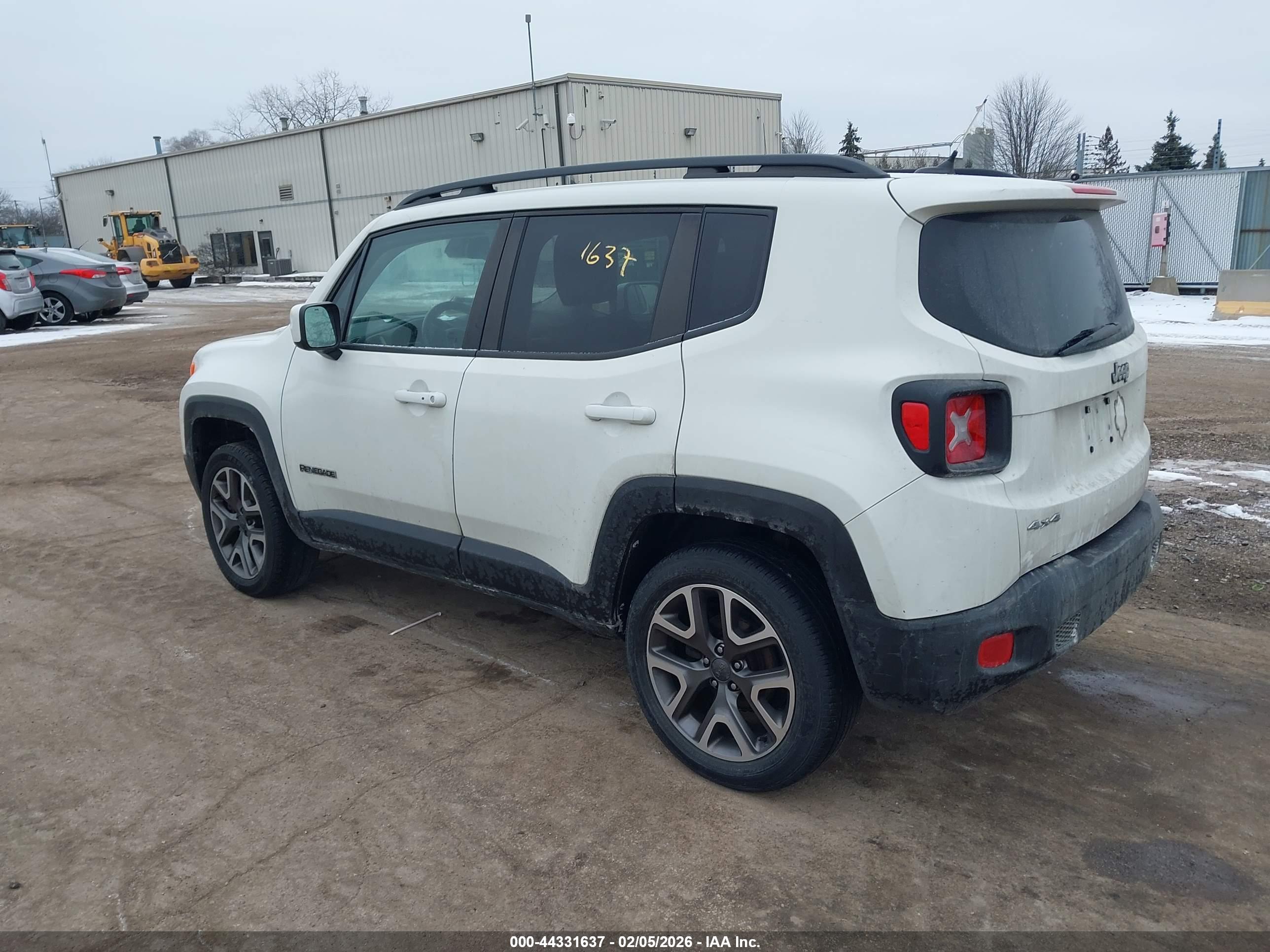 JEEP RENEGADE image 3