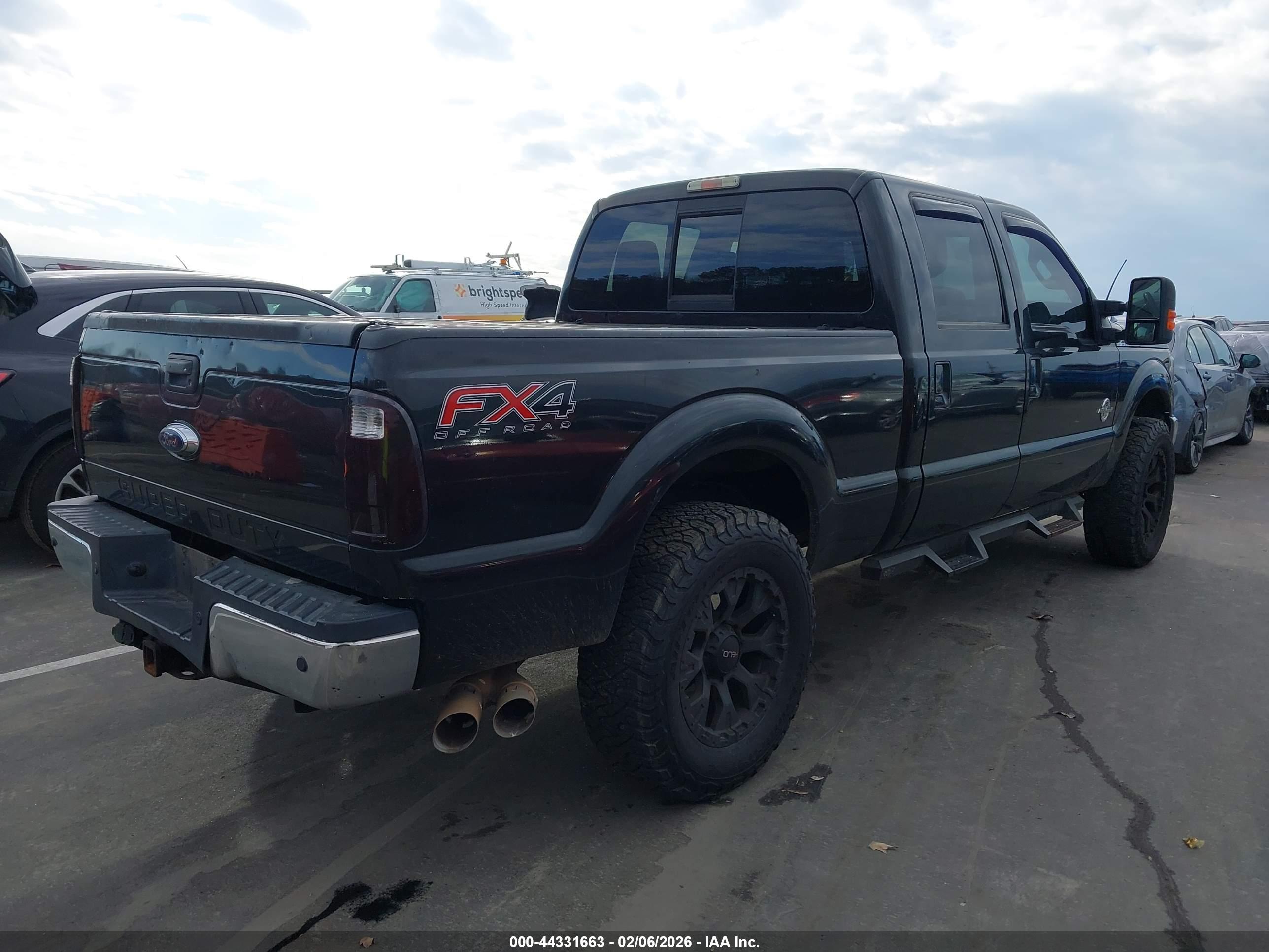 FORD F-250 image 4