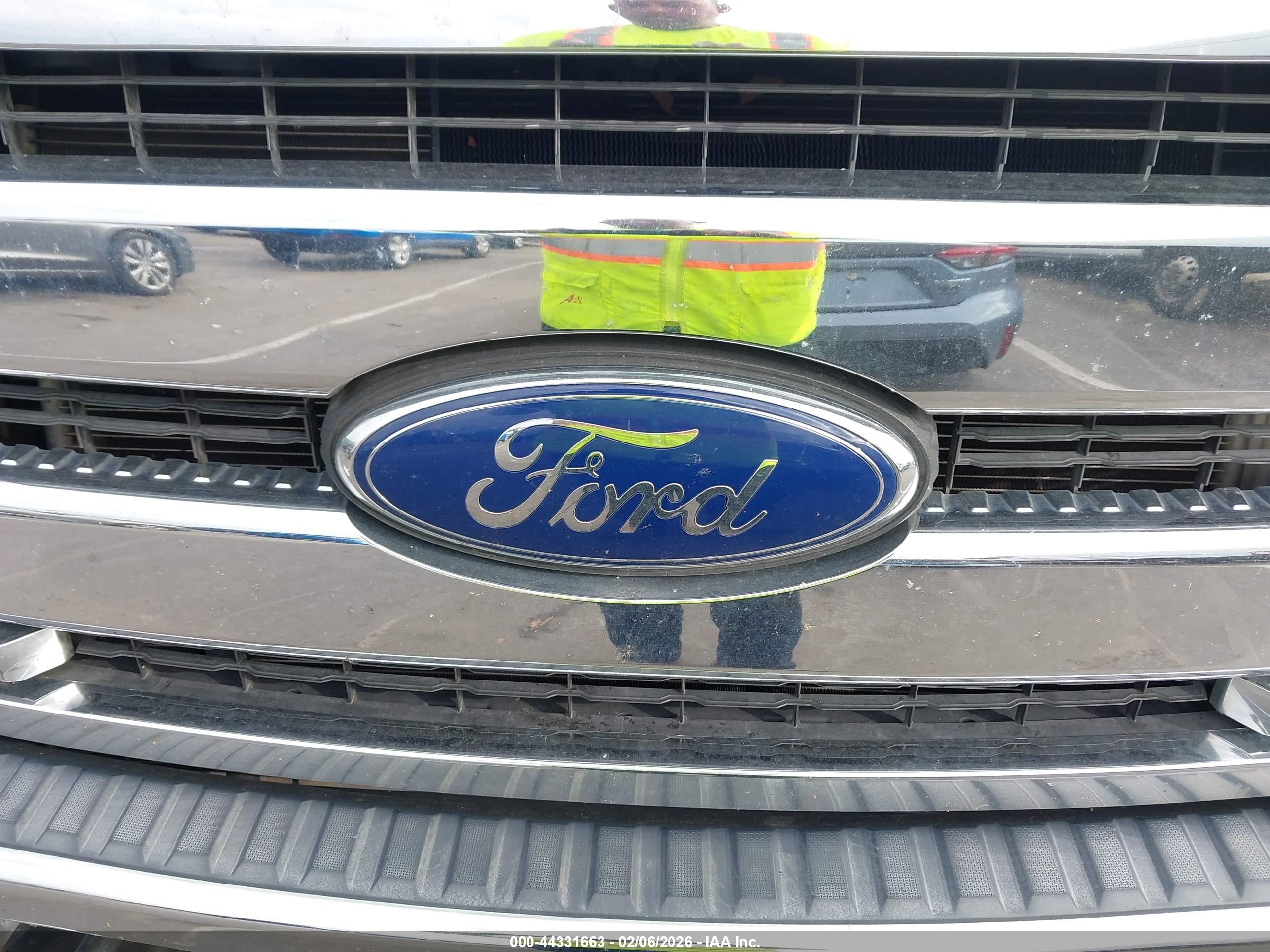 FORD F-250 image 6