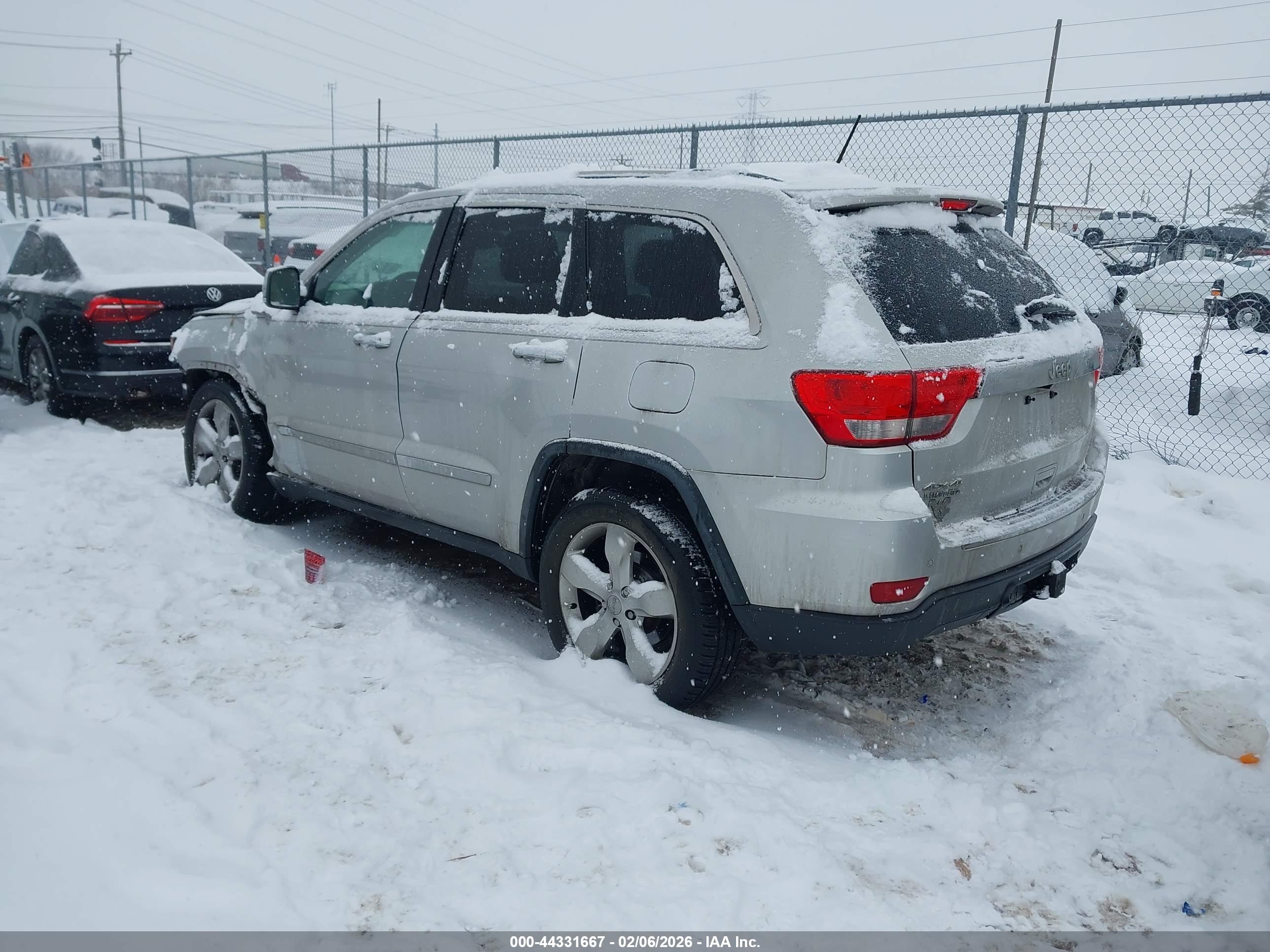 JEEP GRAND image 3