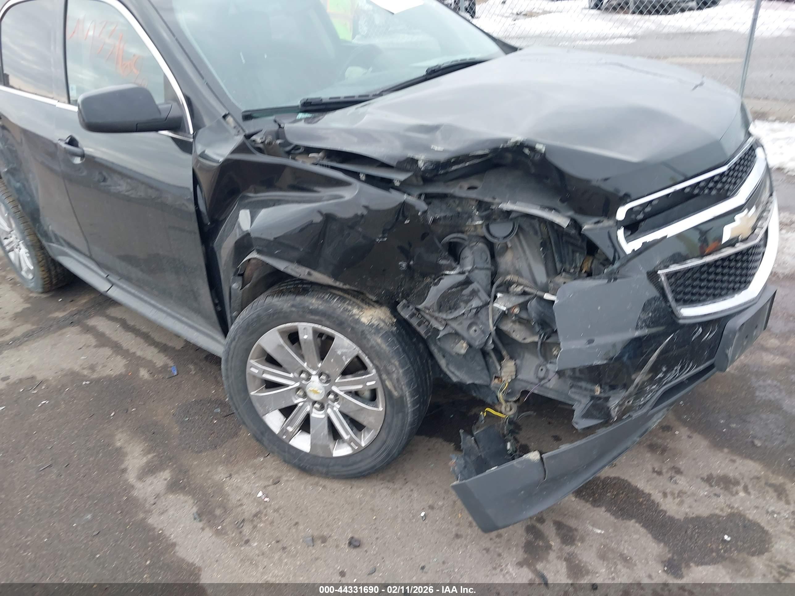 CHEVROLET EQUINOX image 6