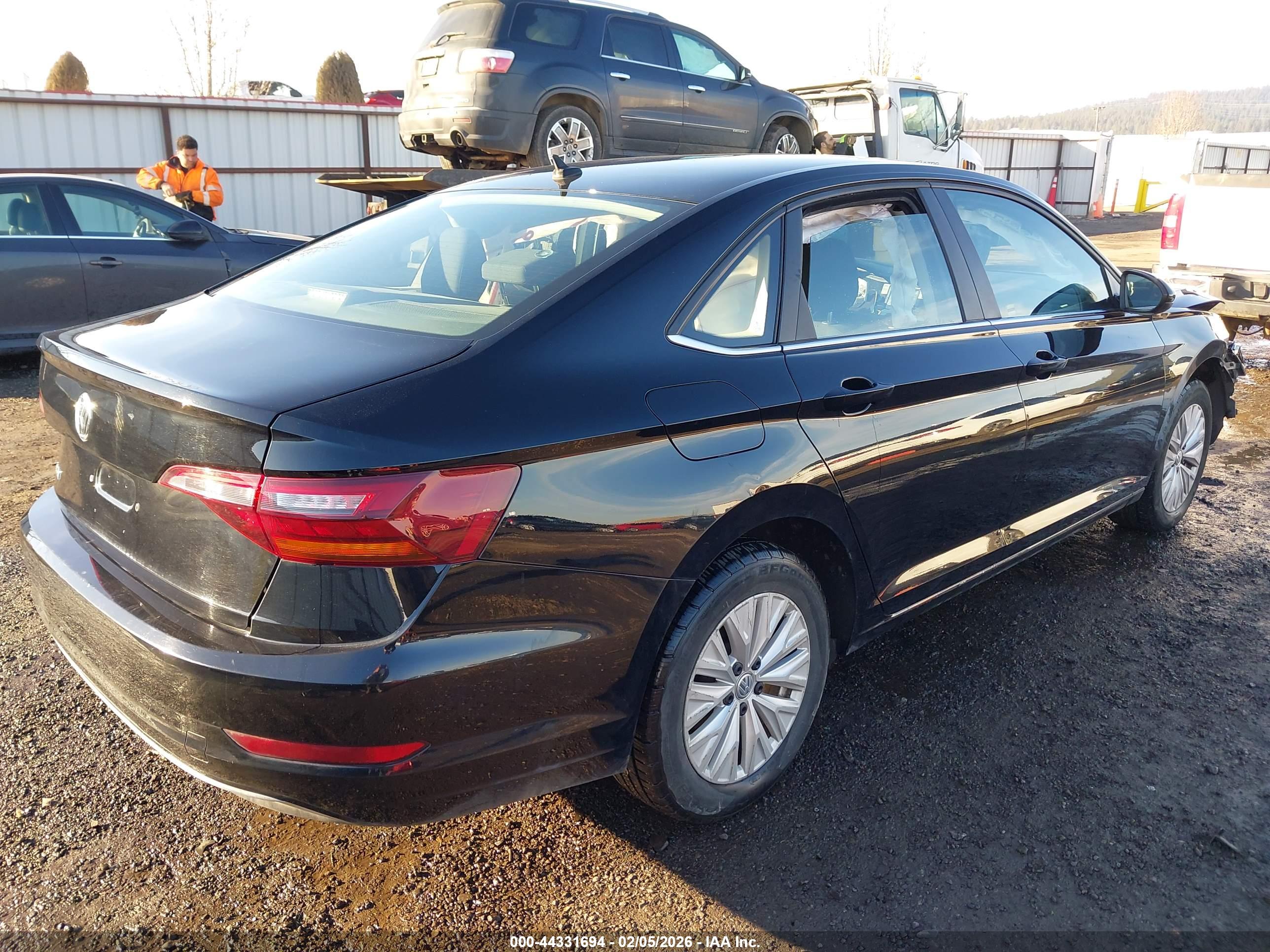 VOLKSWAGEN JETTA image 4