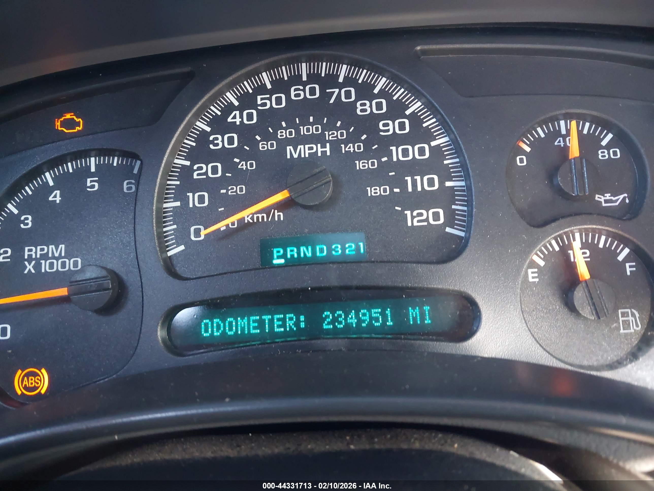 CHEVROLET SILVERADO image 7