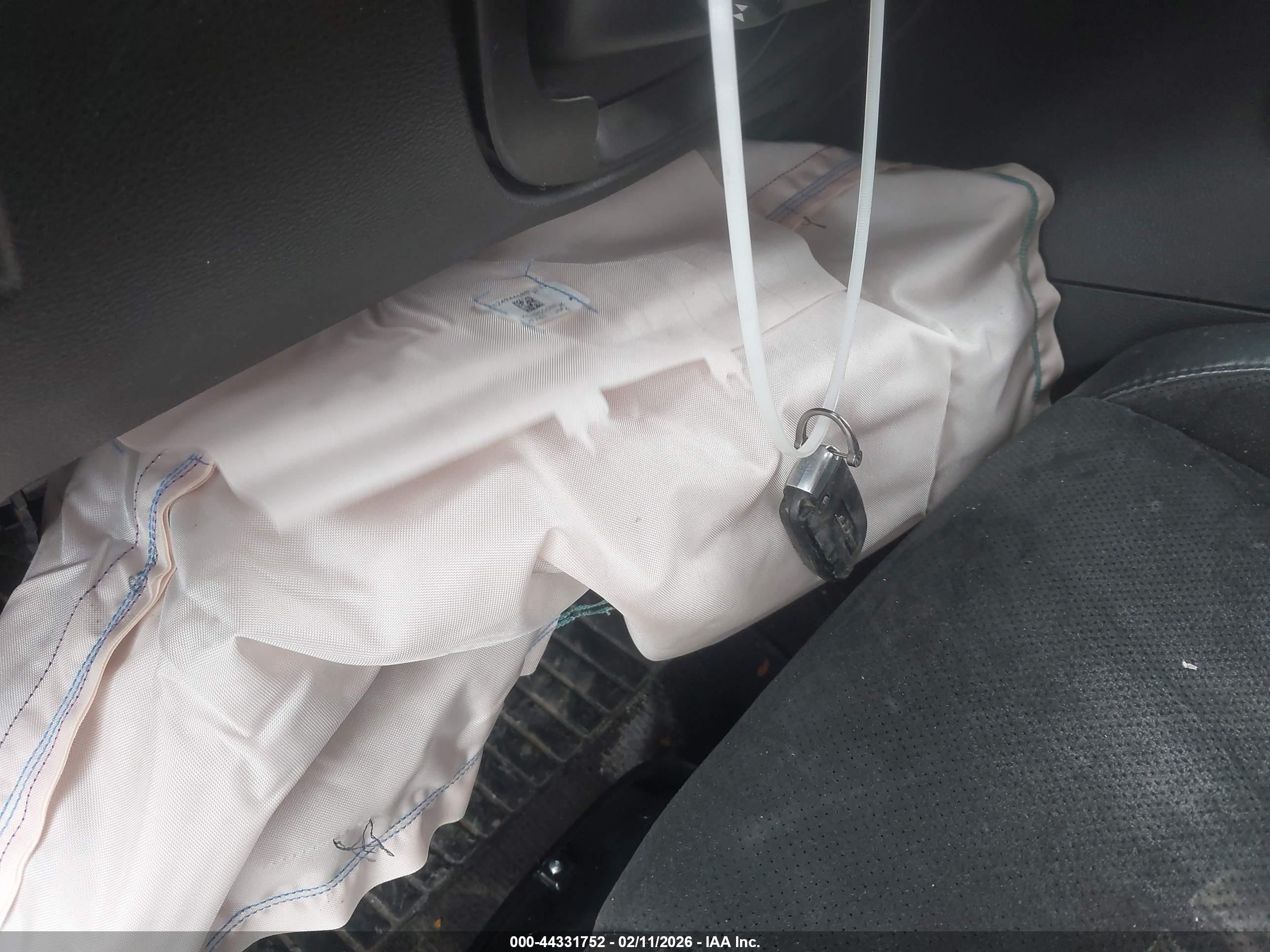 JEEP GRAND image 11