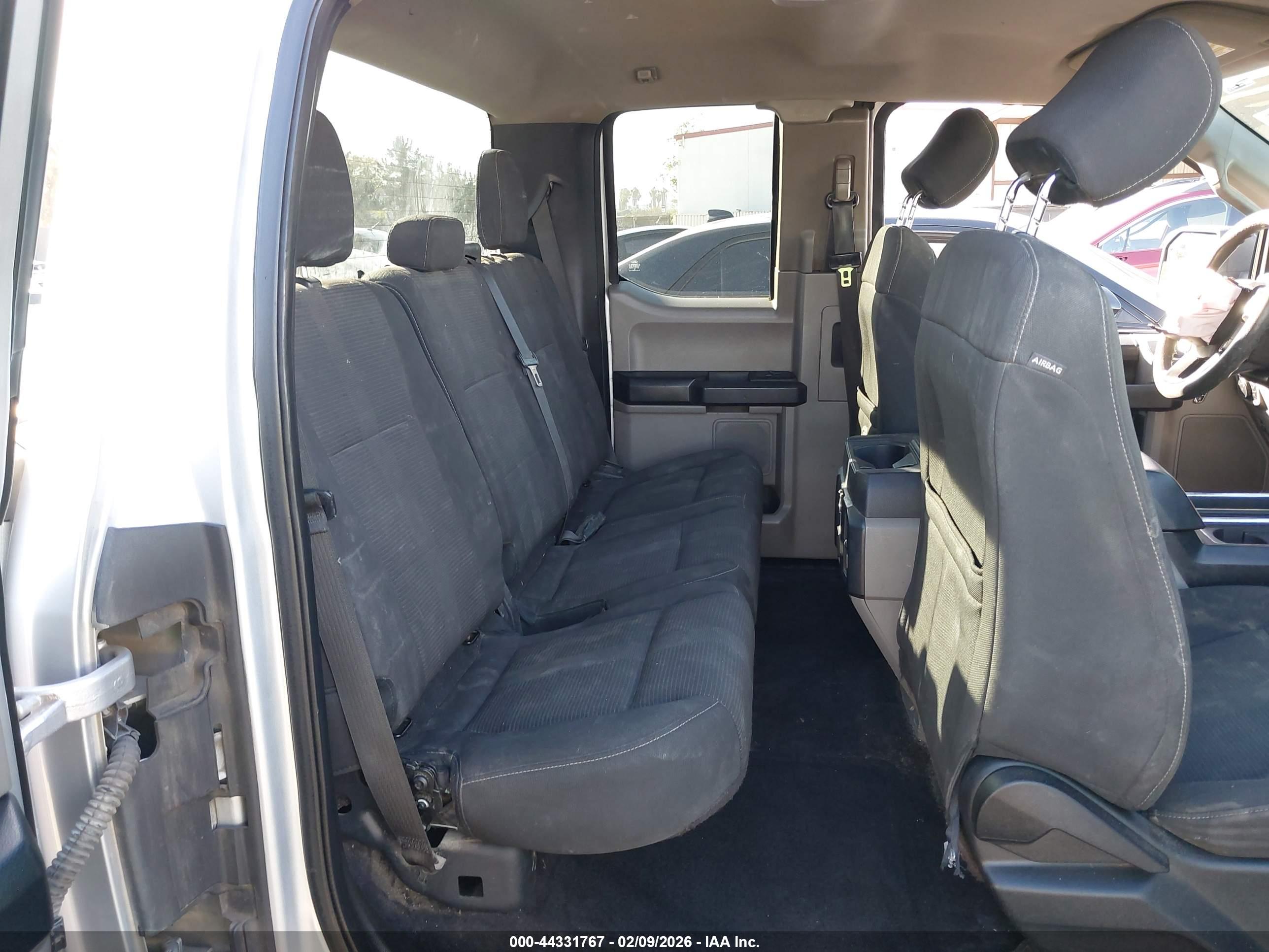 FORD F-150 image 8
