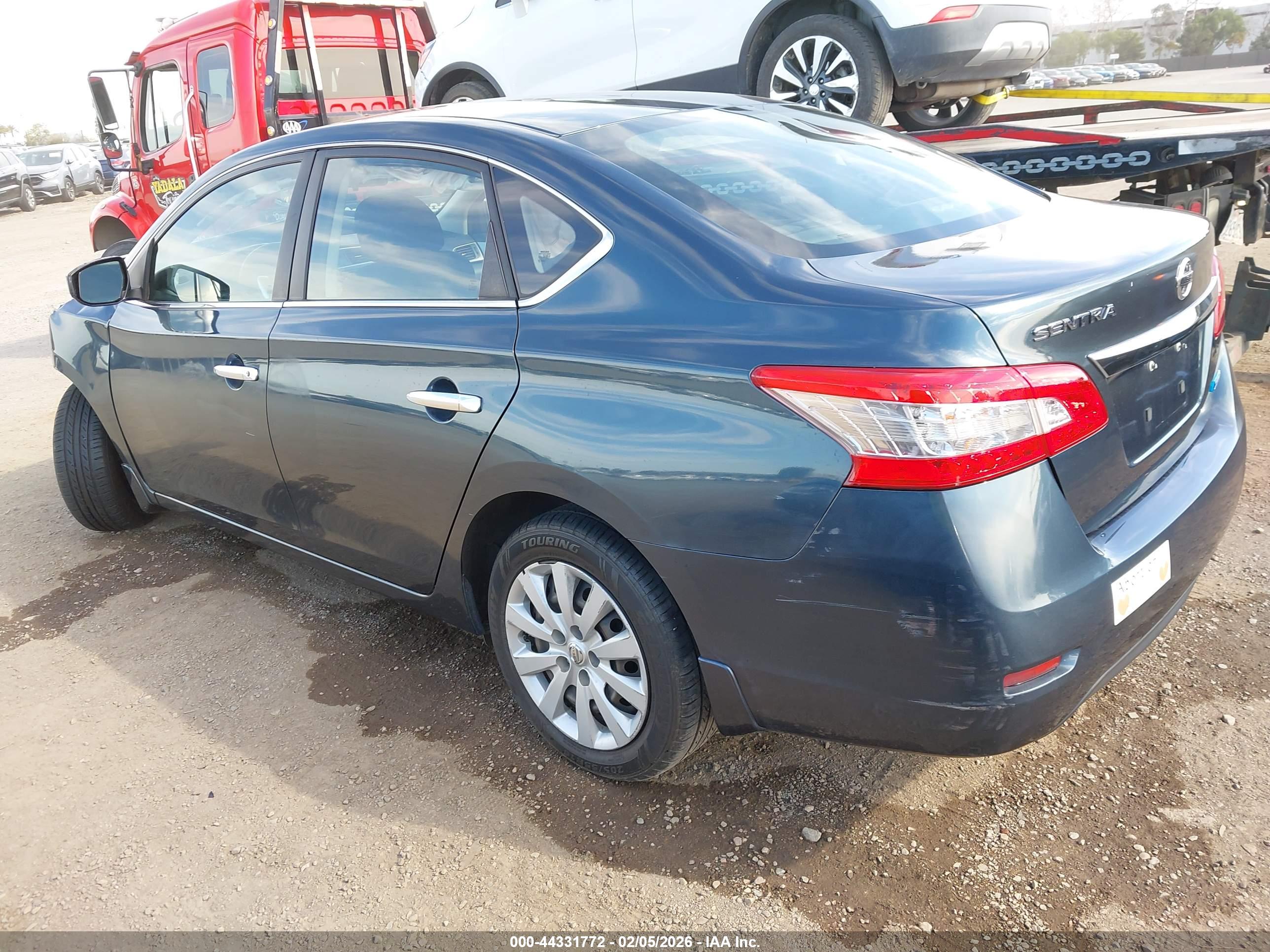 NISSAN SENTRA image 3