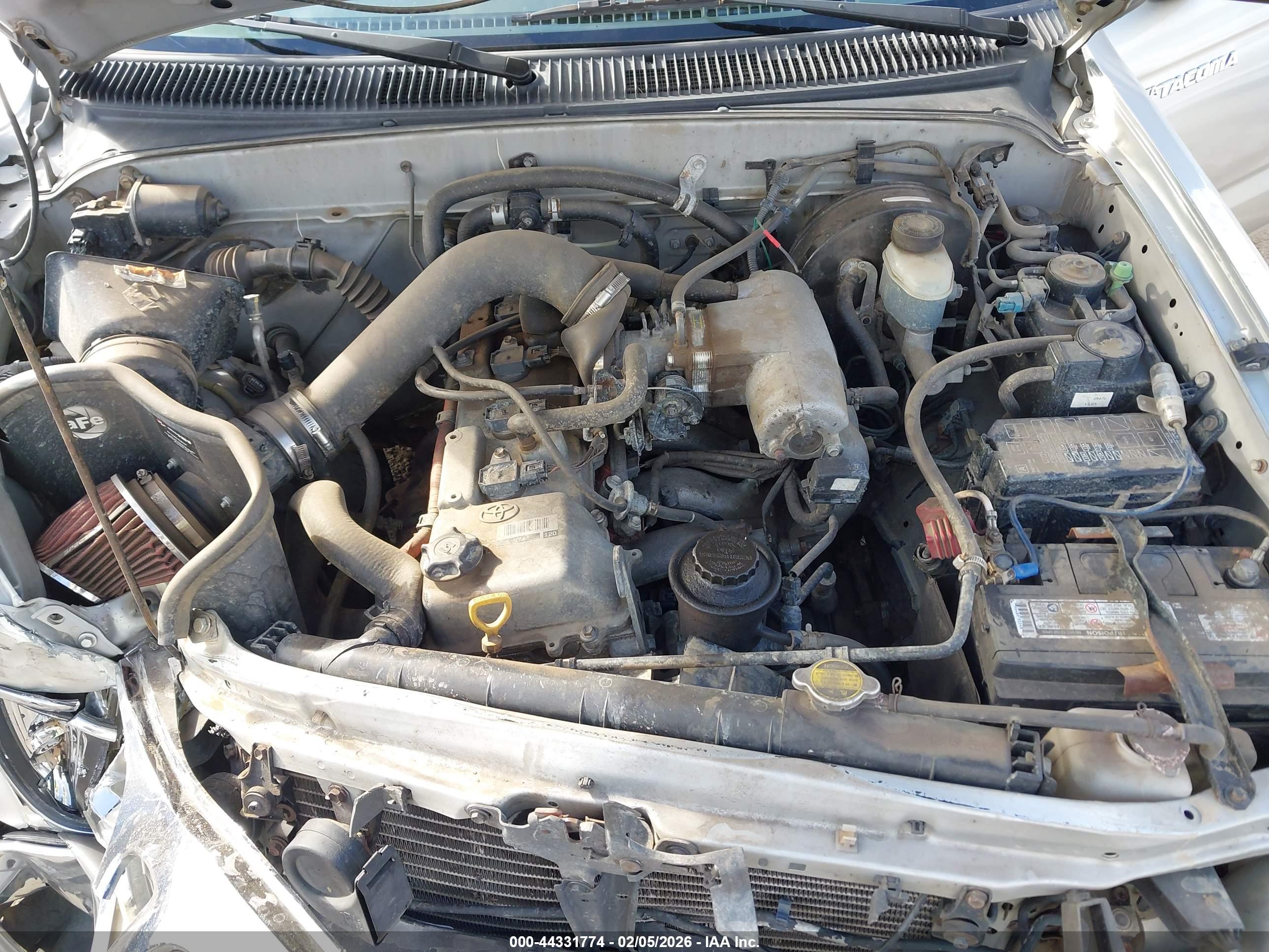 TOYOTA TACOMA image 10