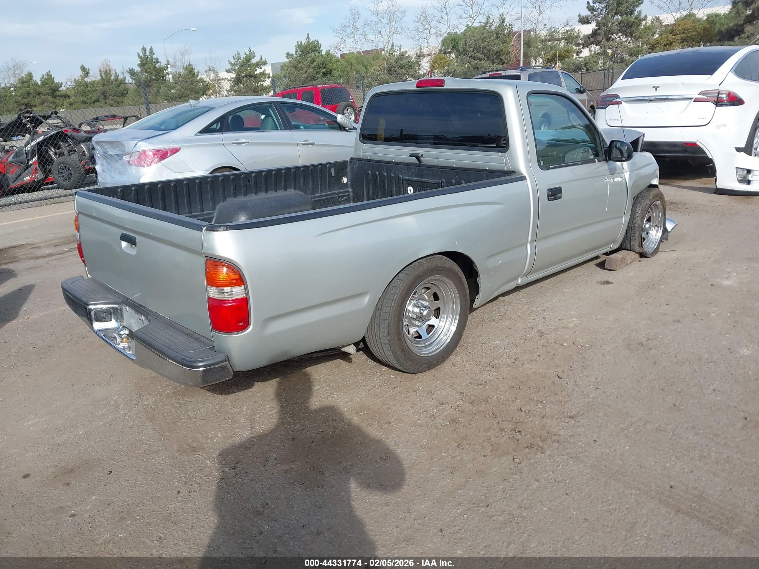 TOYOTA TACOMA image 4