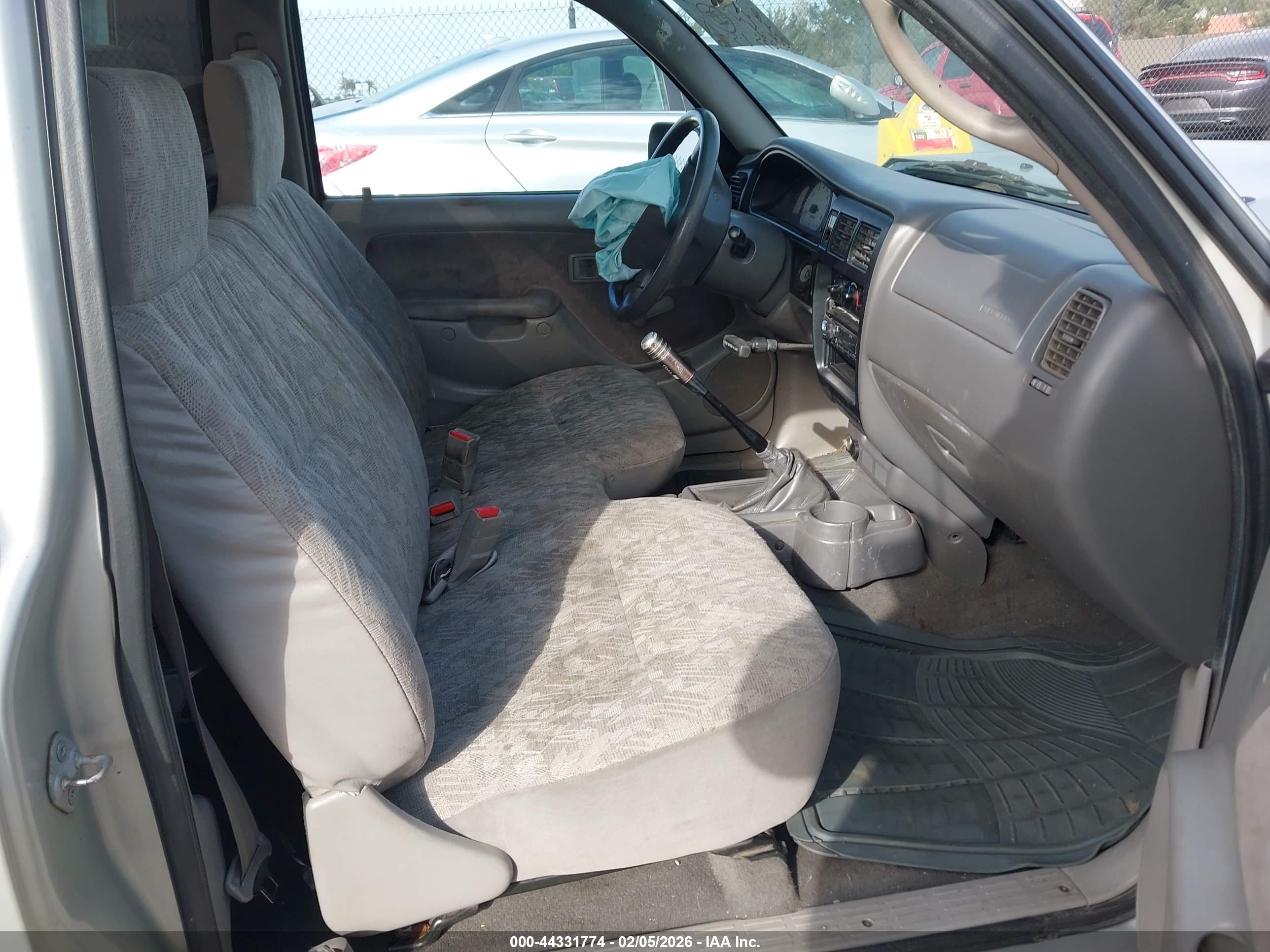 TOYOTA TACOMA image 5