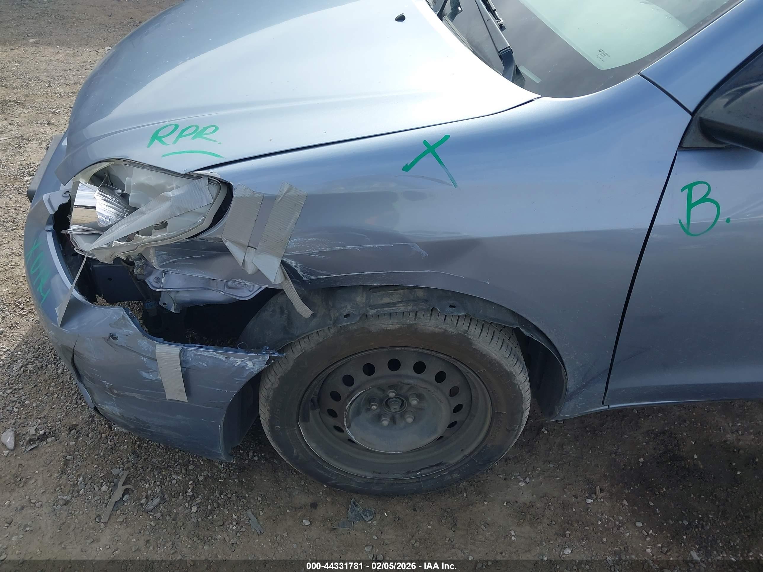 TOYOTA MATRIX image 6