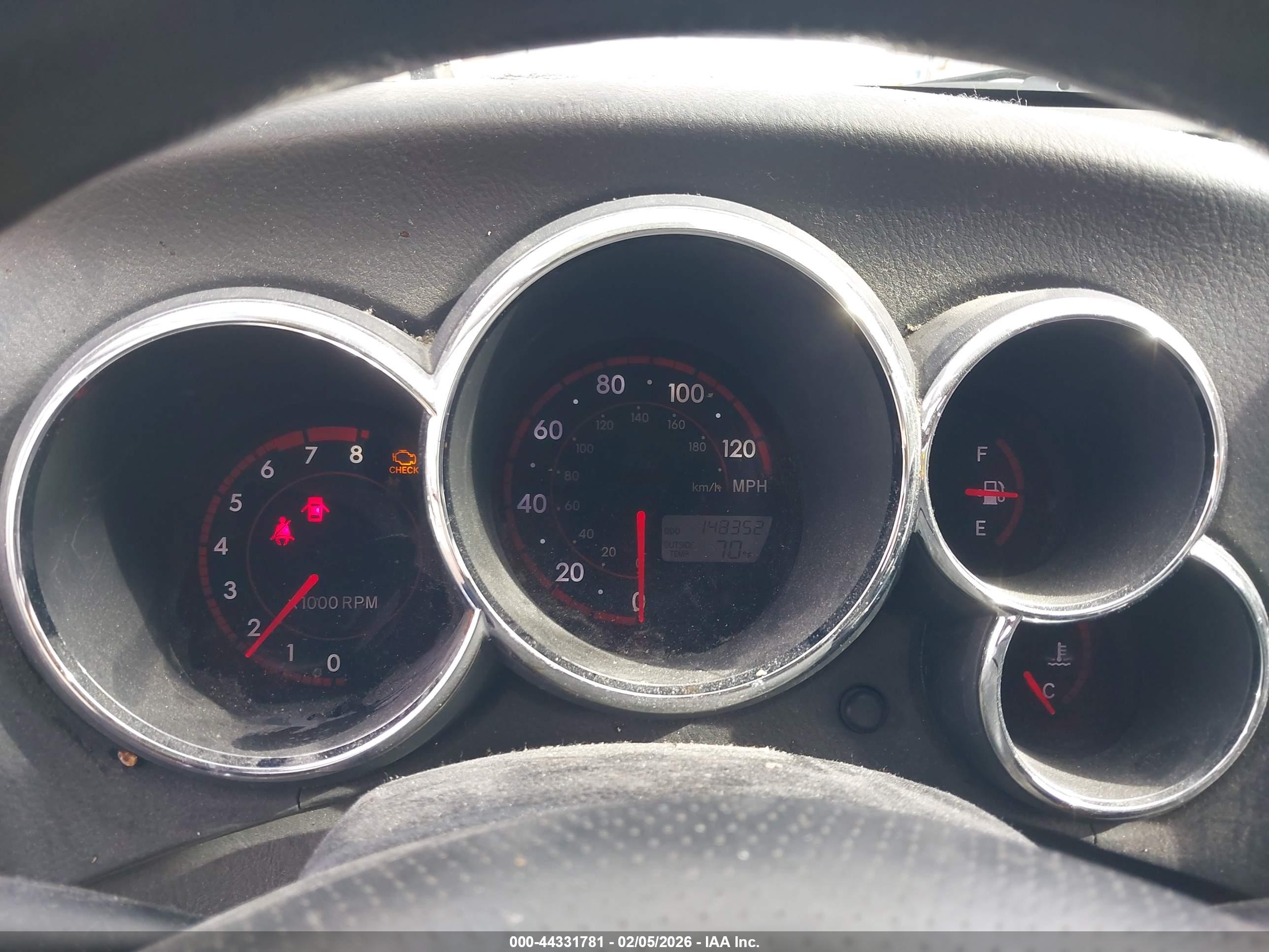 TOYOTA MATRIX image 7