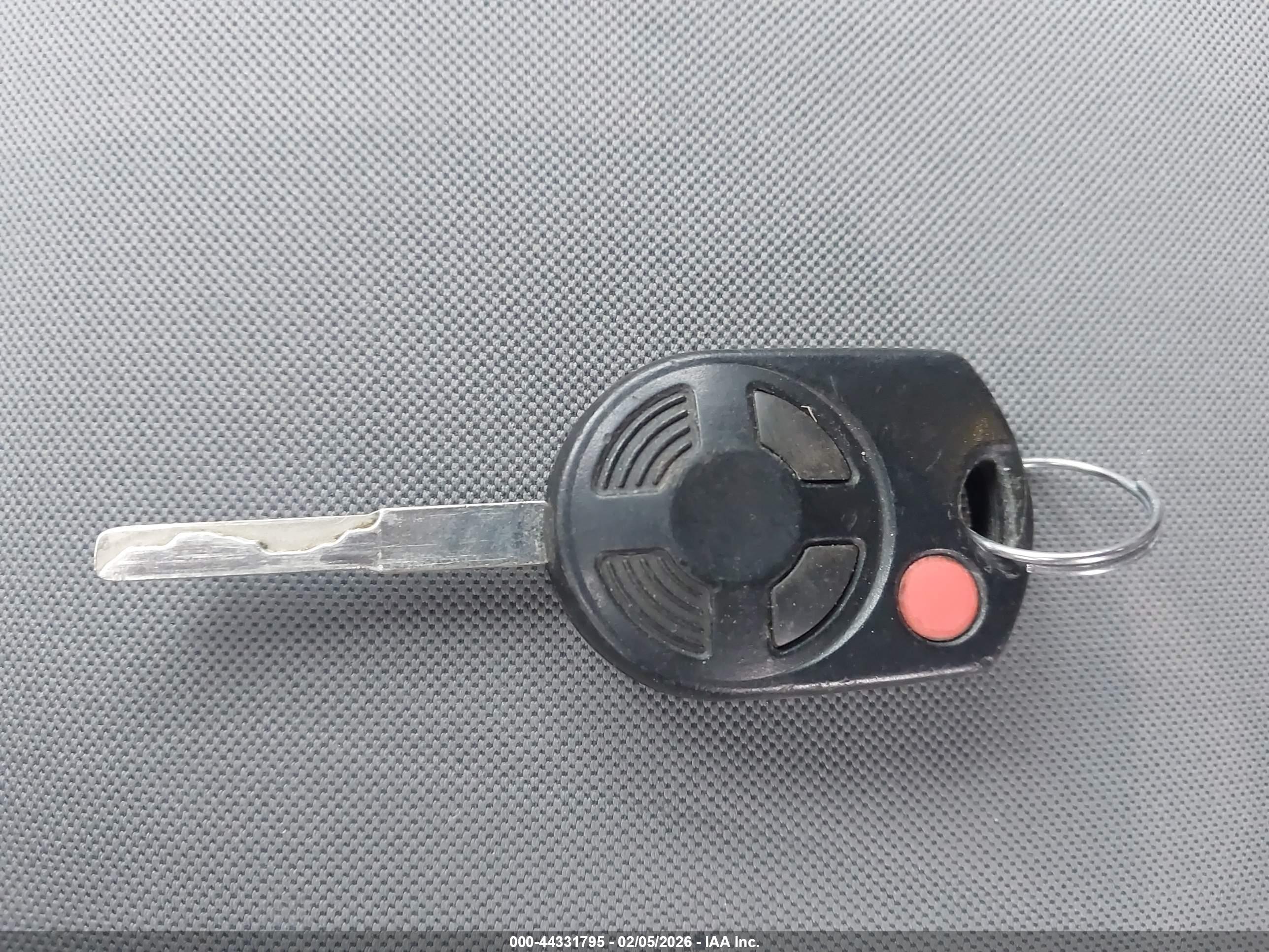 FORD ESCAPE image 11