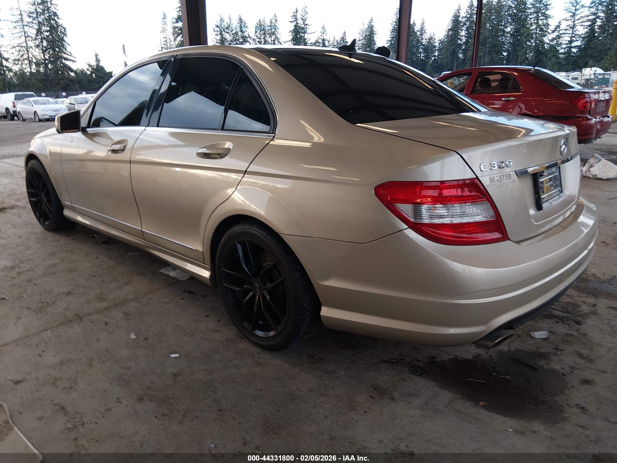MERCEDES-BENZ C image 3