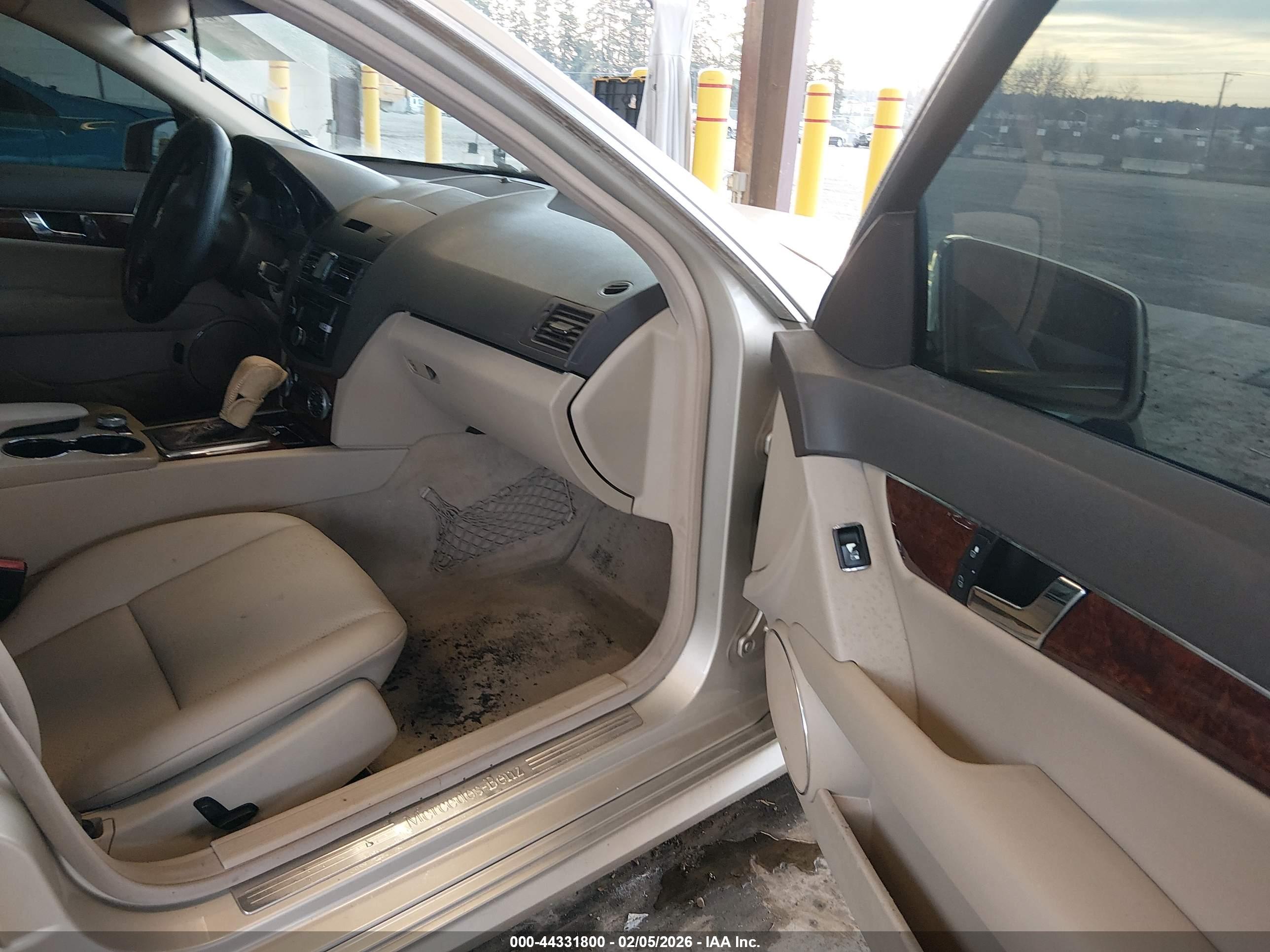 MERCEDES-BENZ C image 5