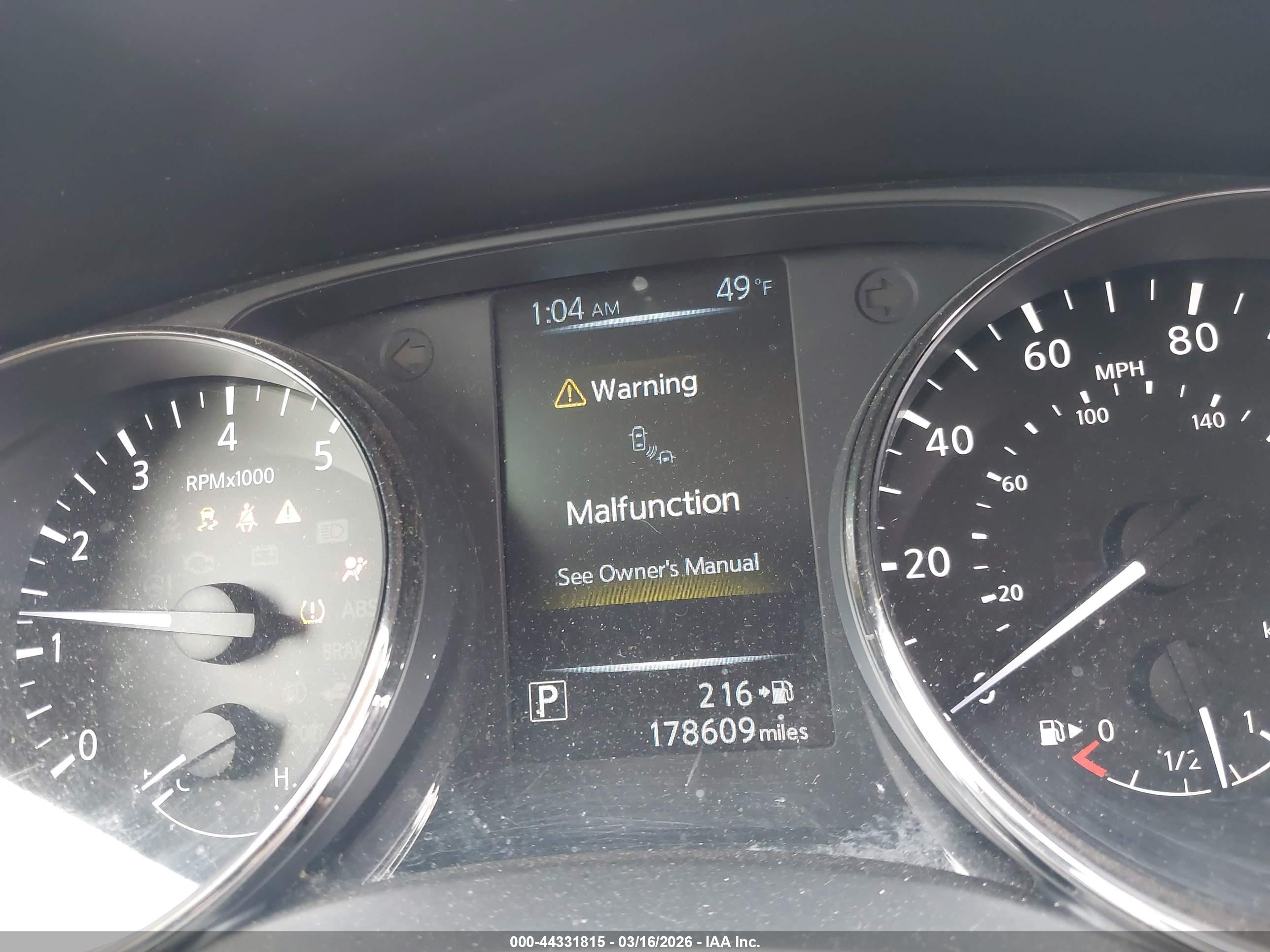 NISSAN ROGUE image 7