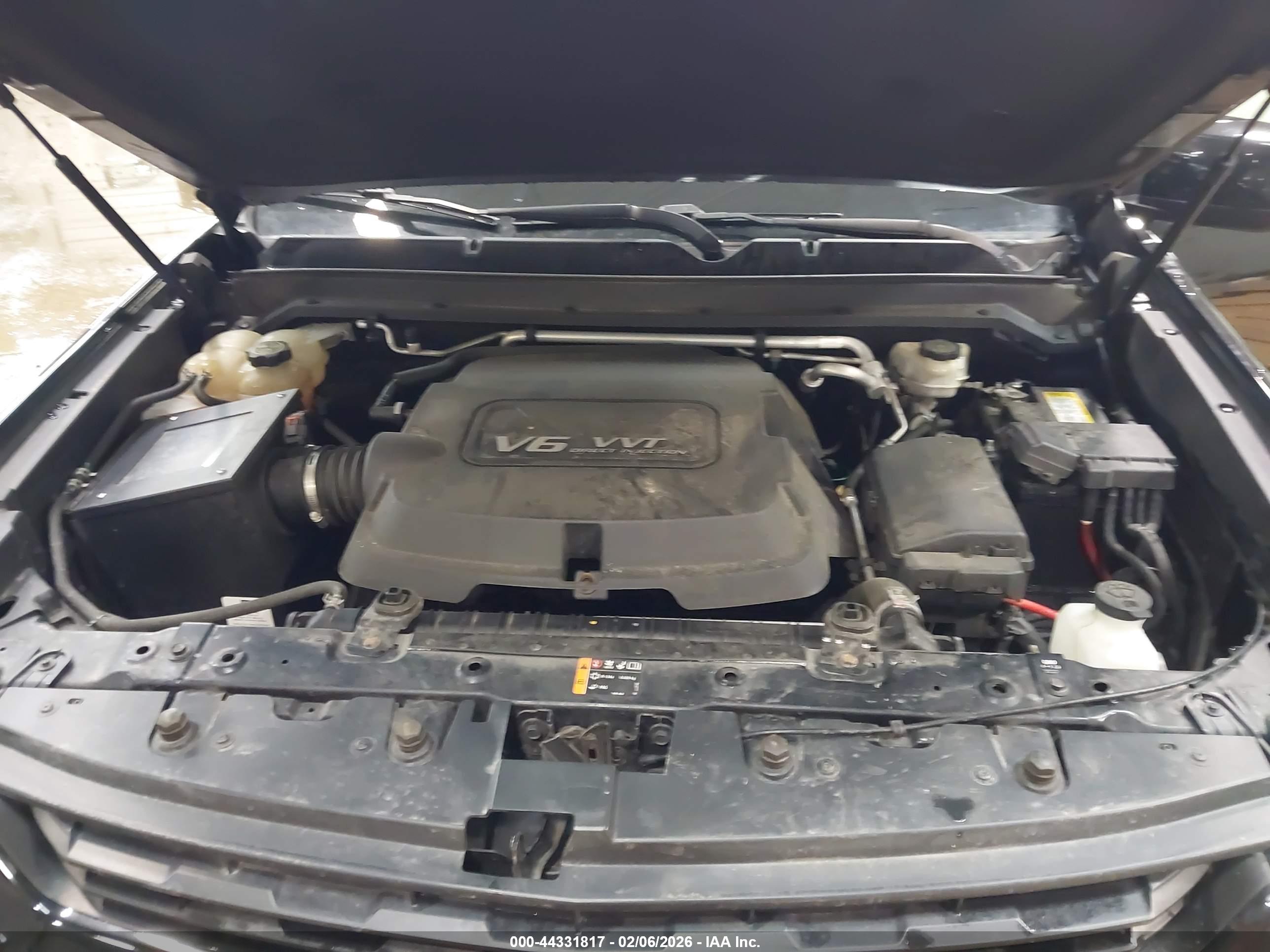 CHEVROLET COLORADO image 10