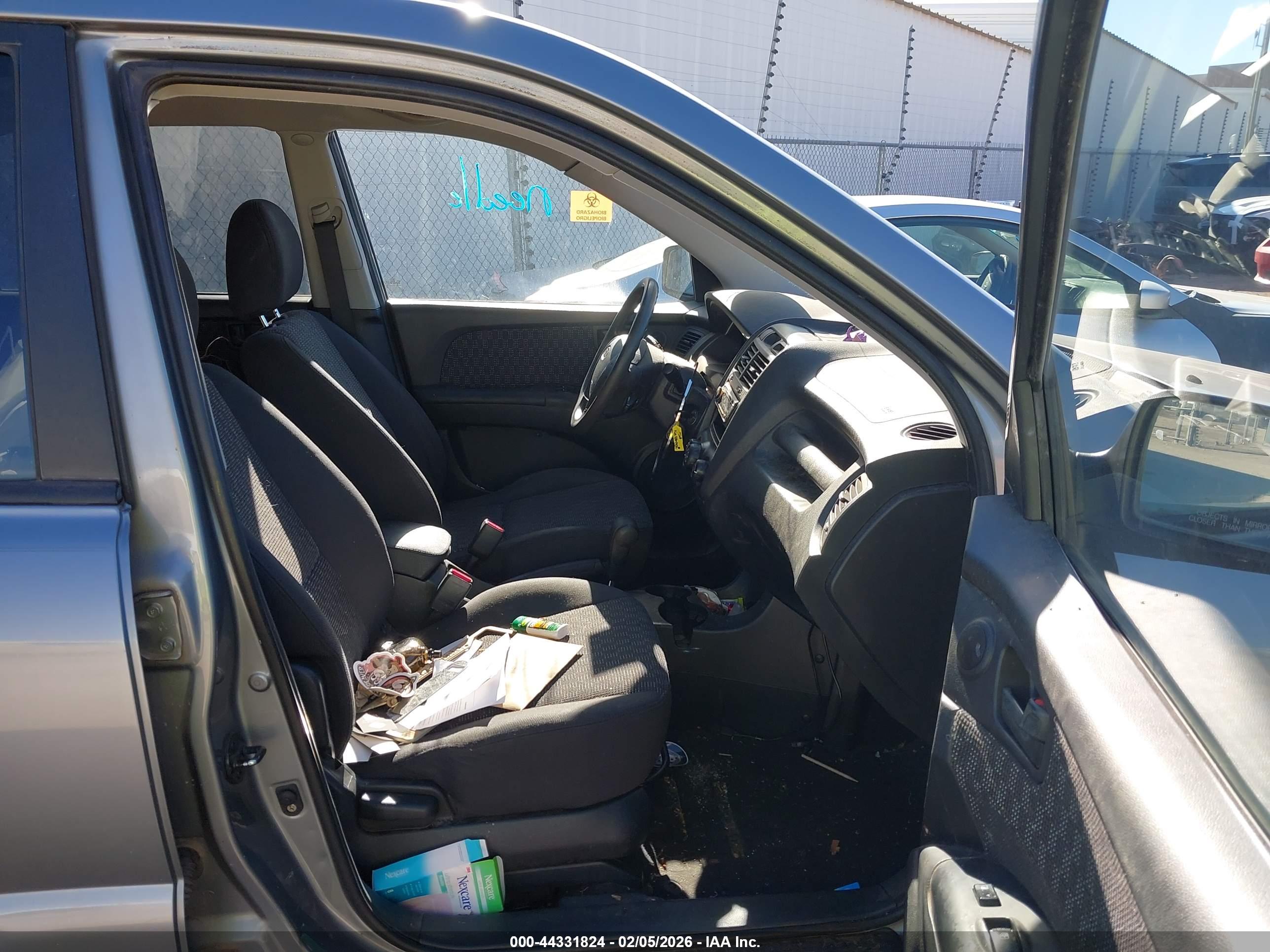 KIA SPORTAGE image 5
