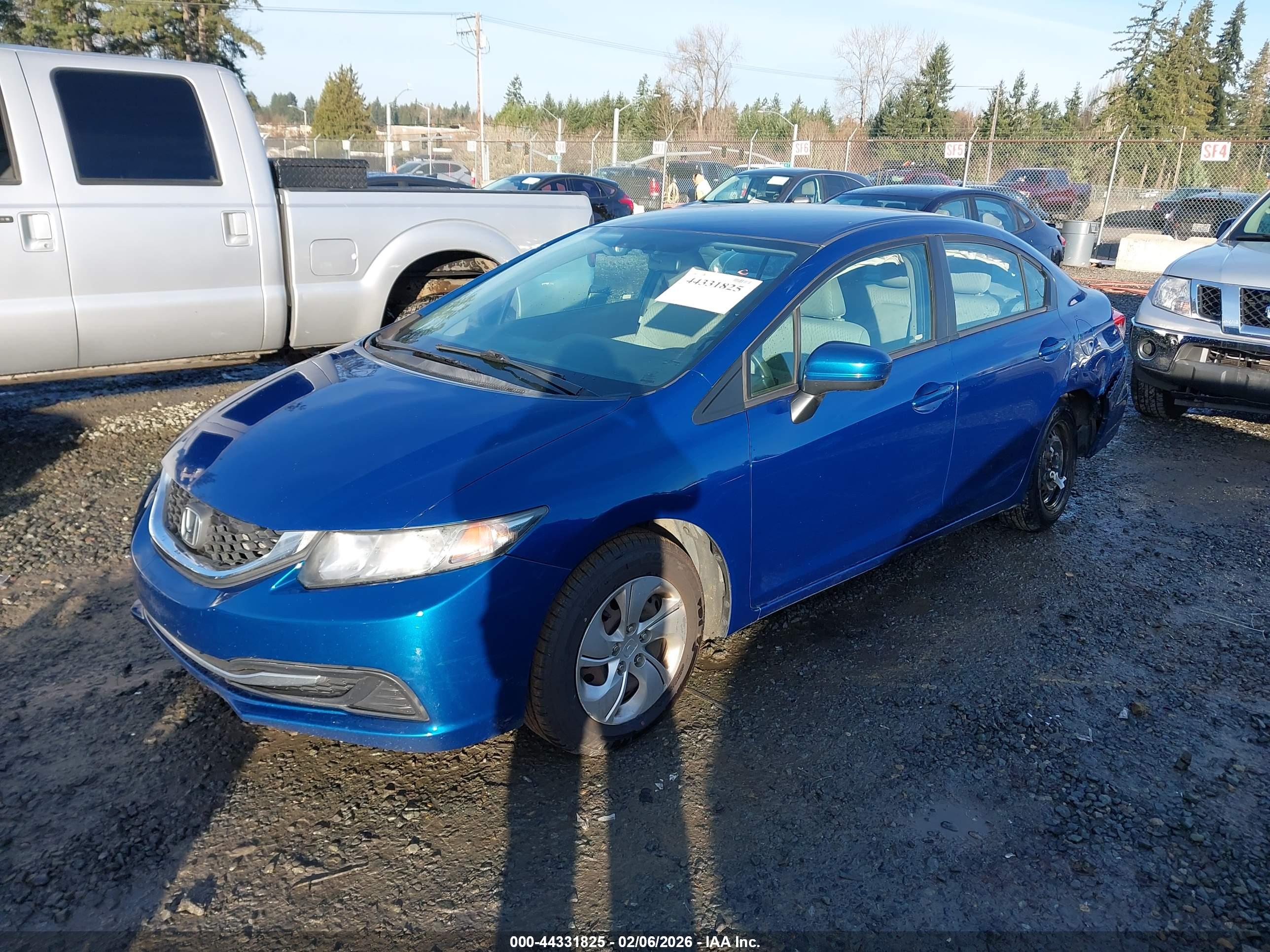HONDA CIVIC image 2