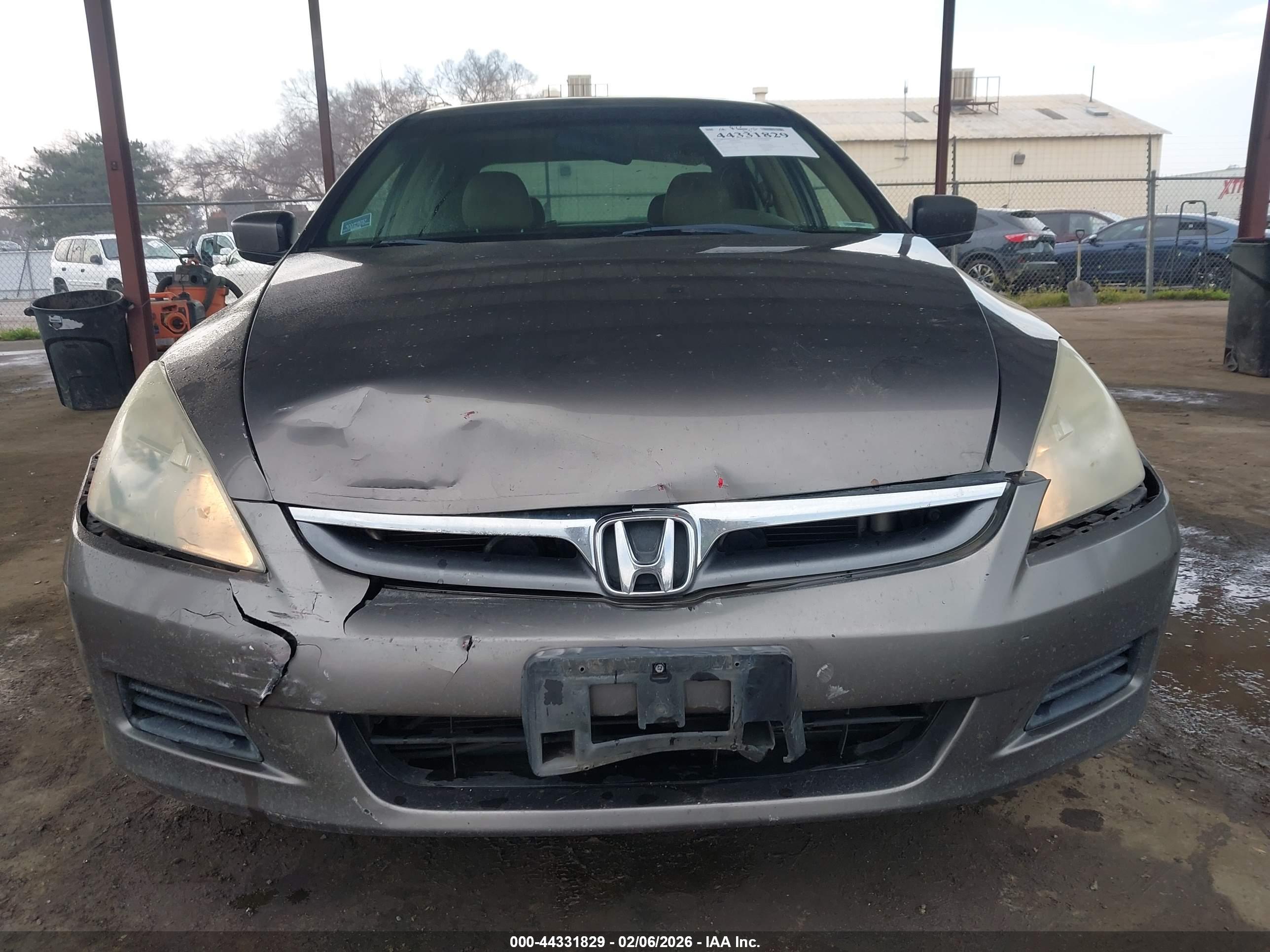 HONDA ACCORD image 6