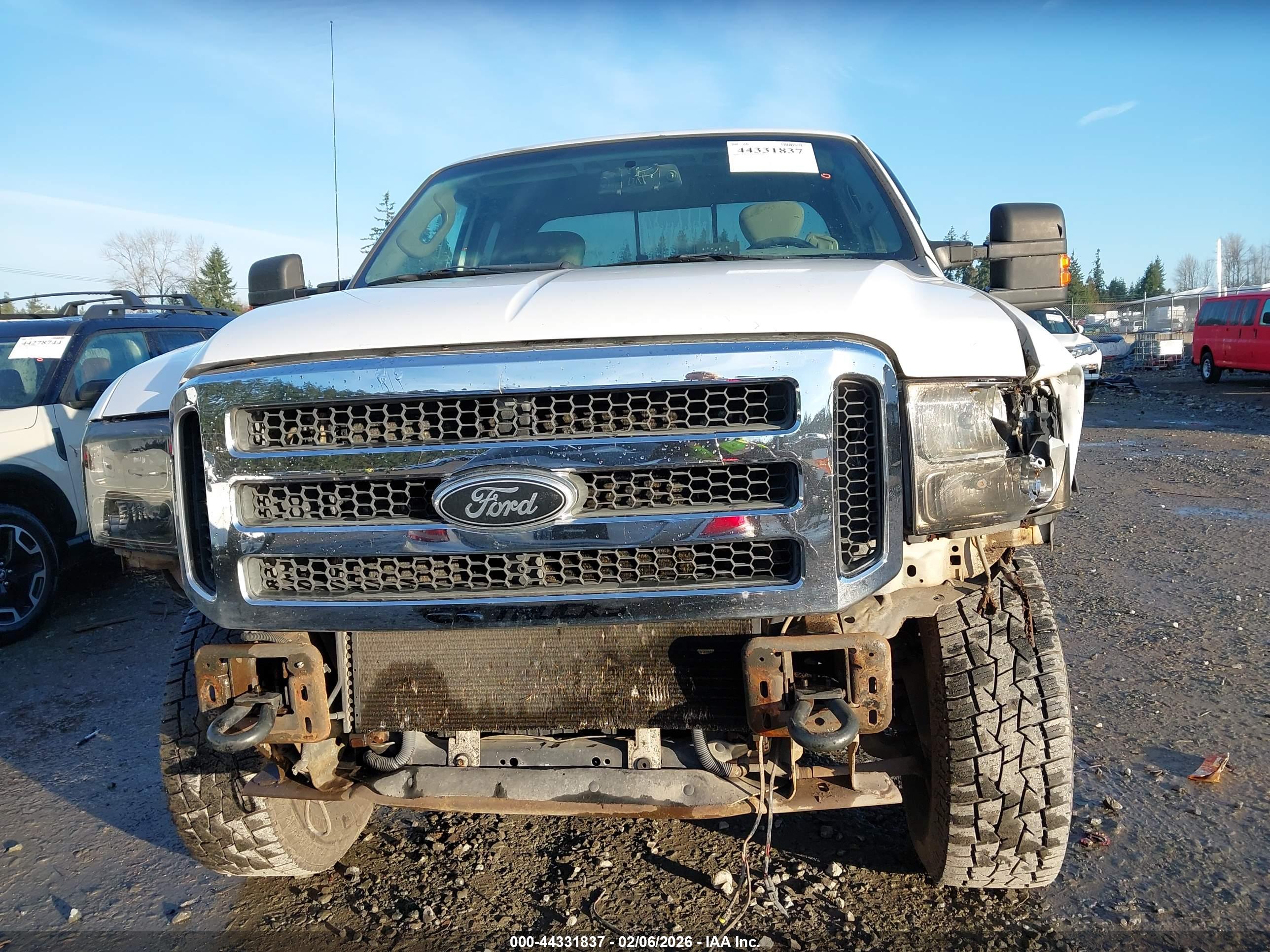 FORD F-250 image 6