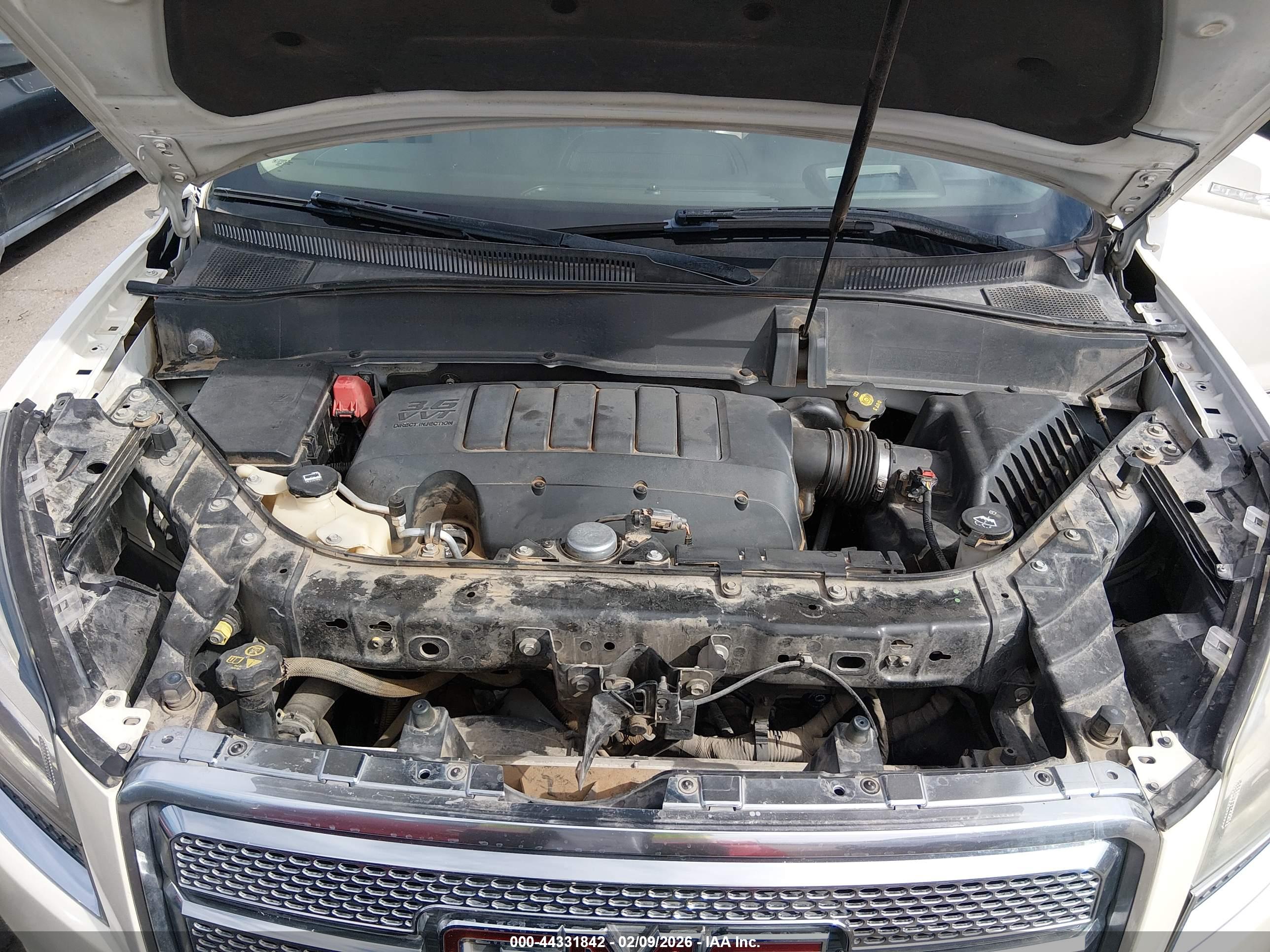 GMC ACADIA image 10