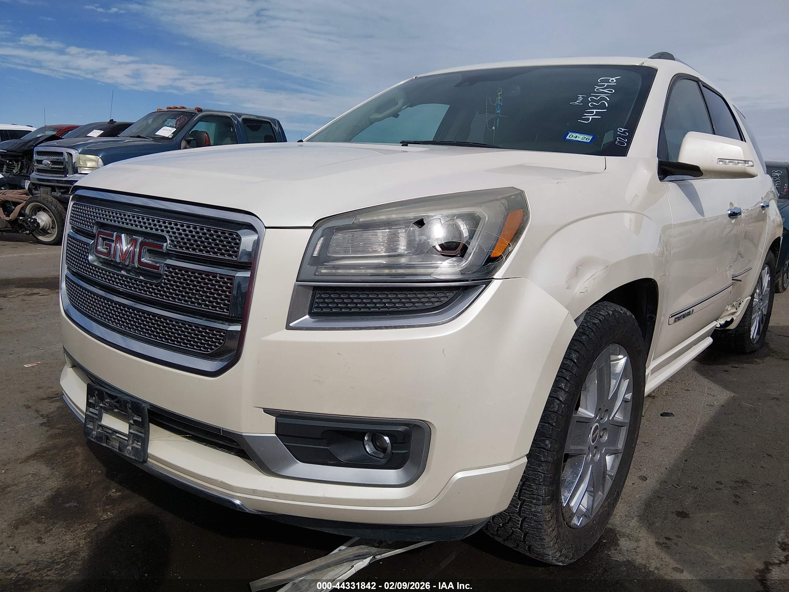 GMC ACADIA image 6