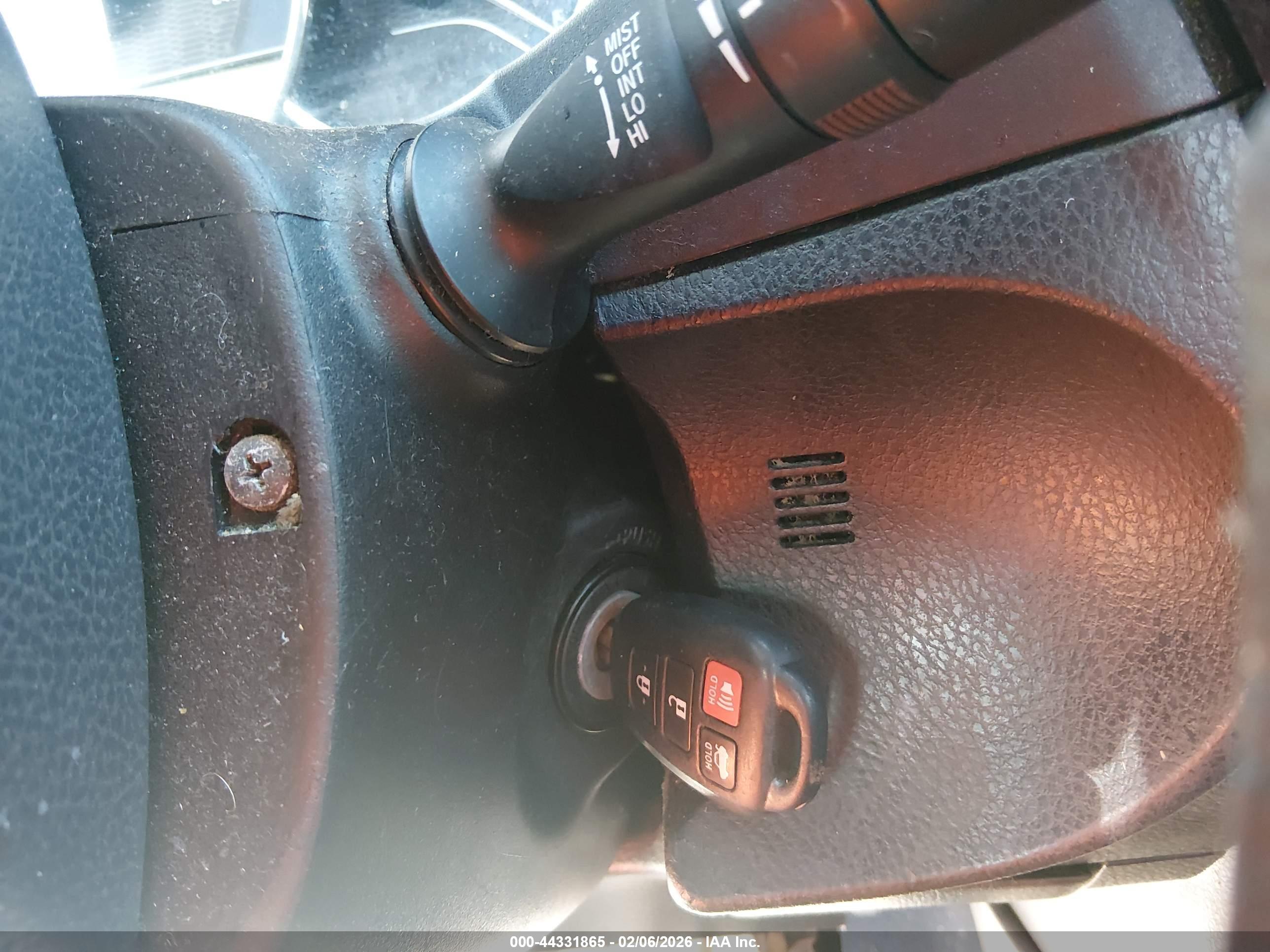 TOYOTA COROLLA image 11