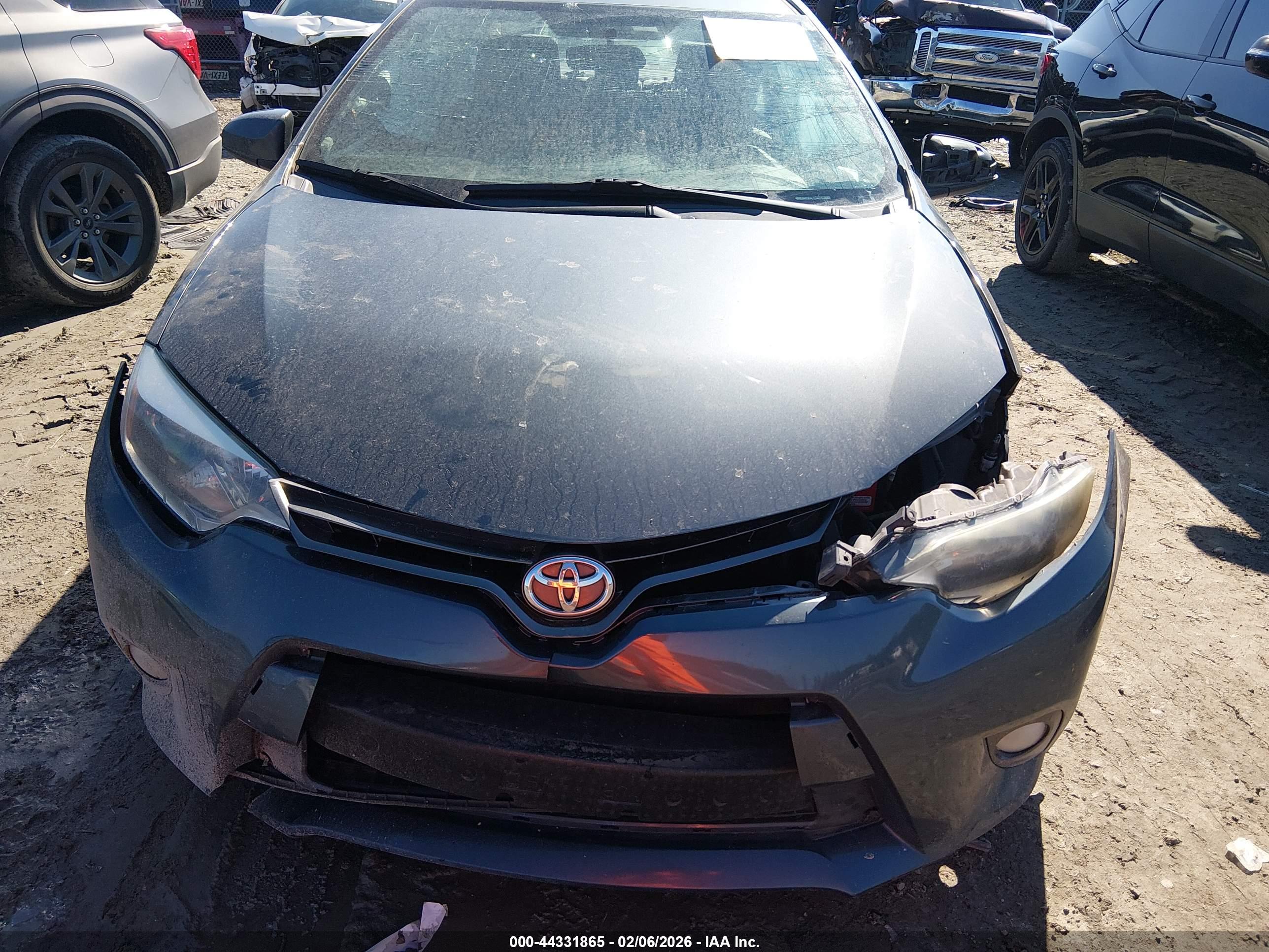 TOYOTA COROLLA image 6