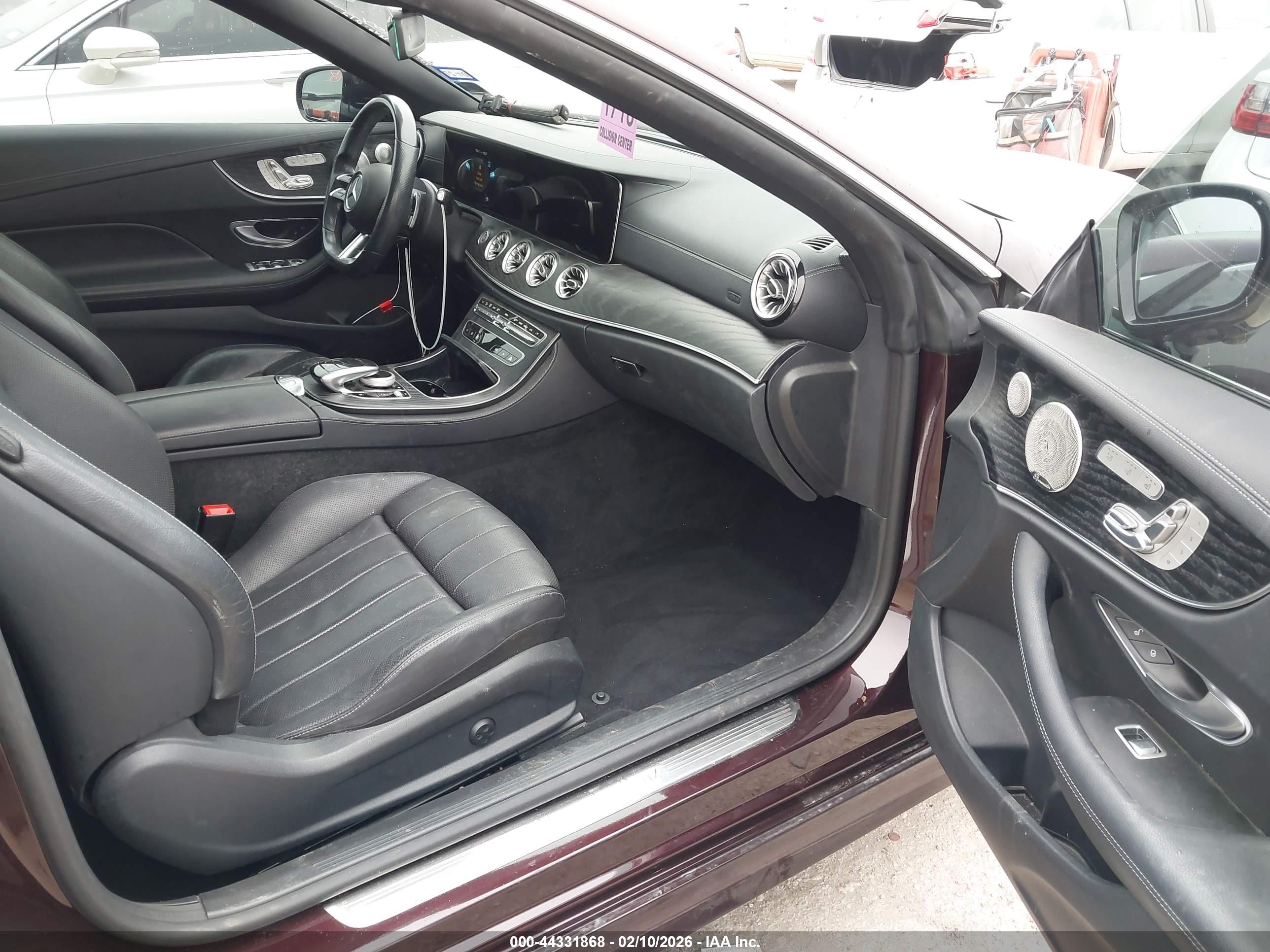 MERCEDES-BENZ E image 5