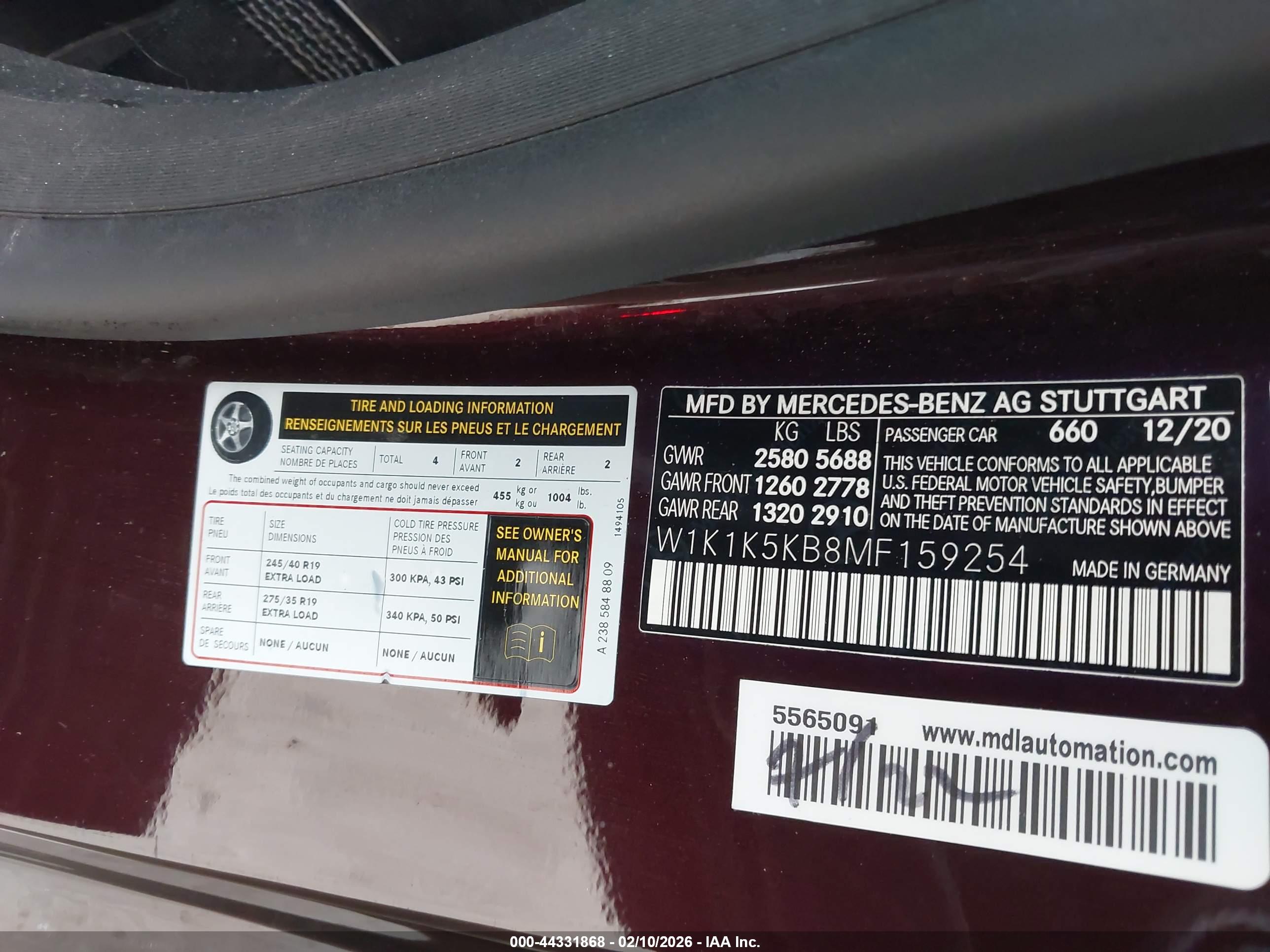 MERCEDES-BENZ E image 9