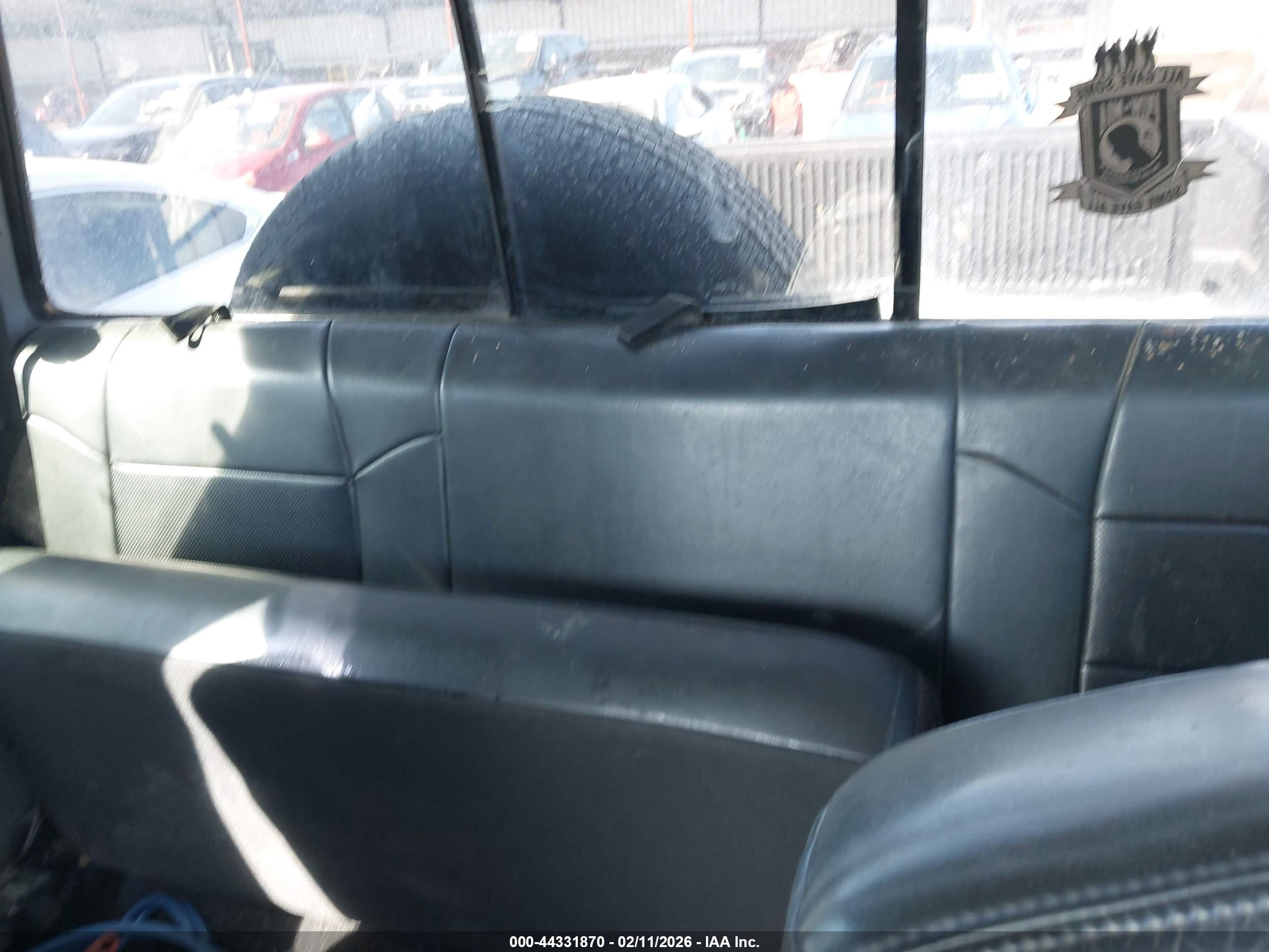 FORD F-250 image 8