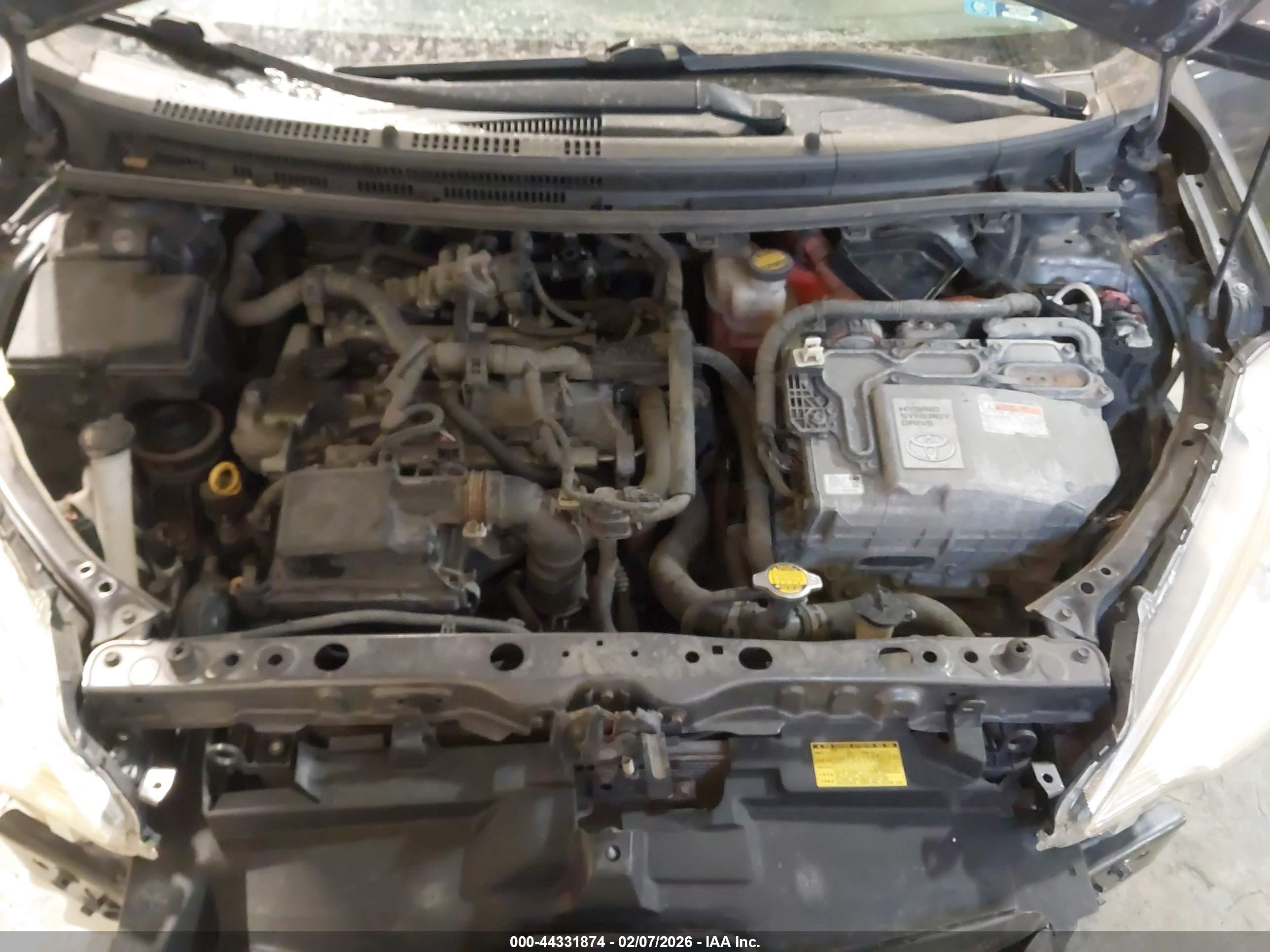 TOYOTA PRIUS image 10