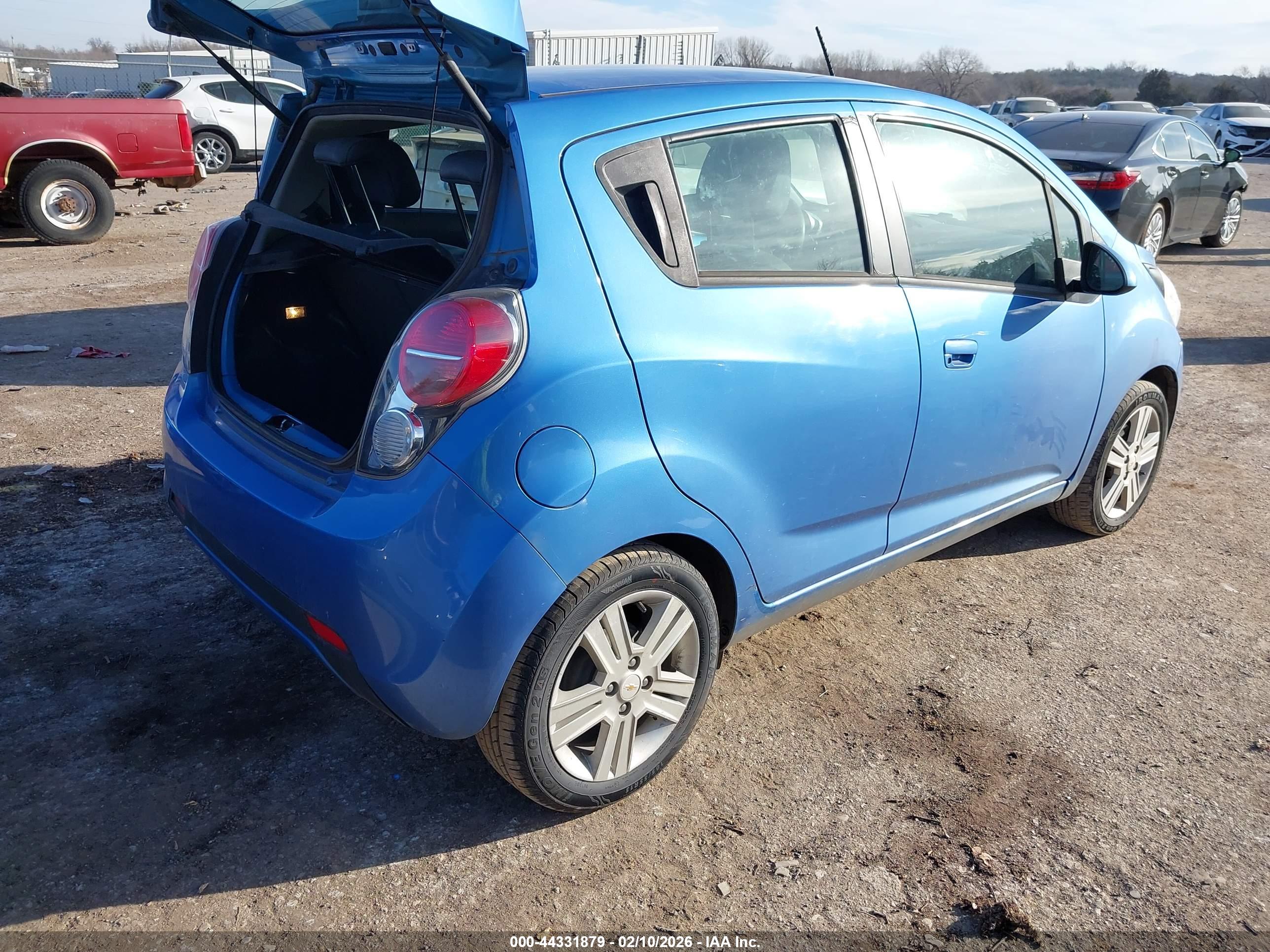 CHEVROLET SPARK image 4