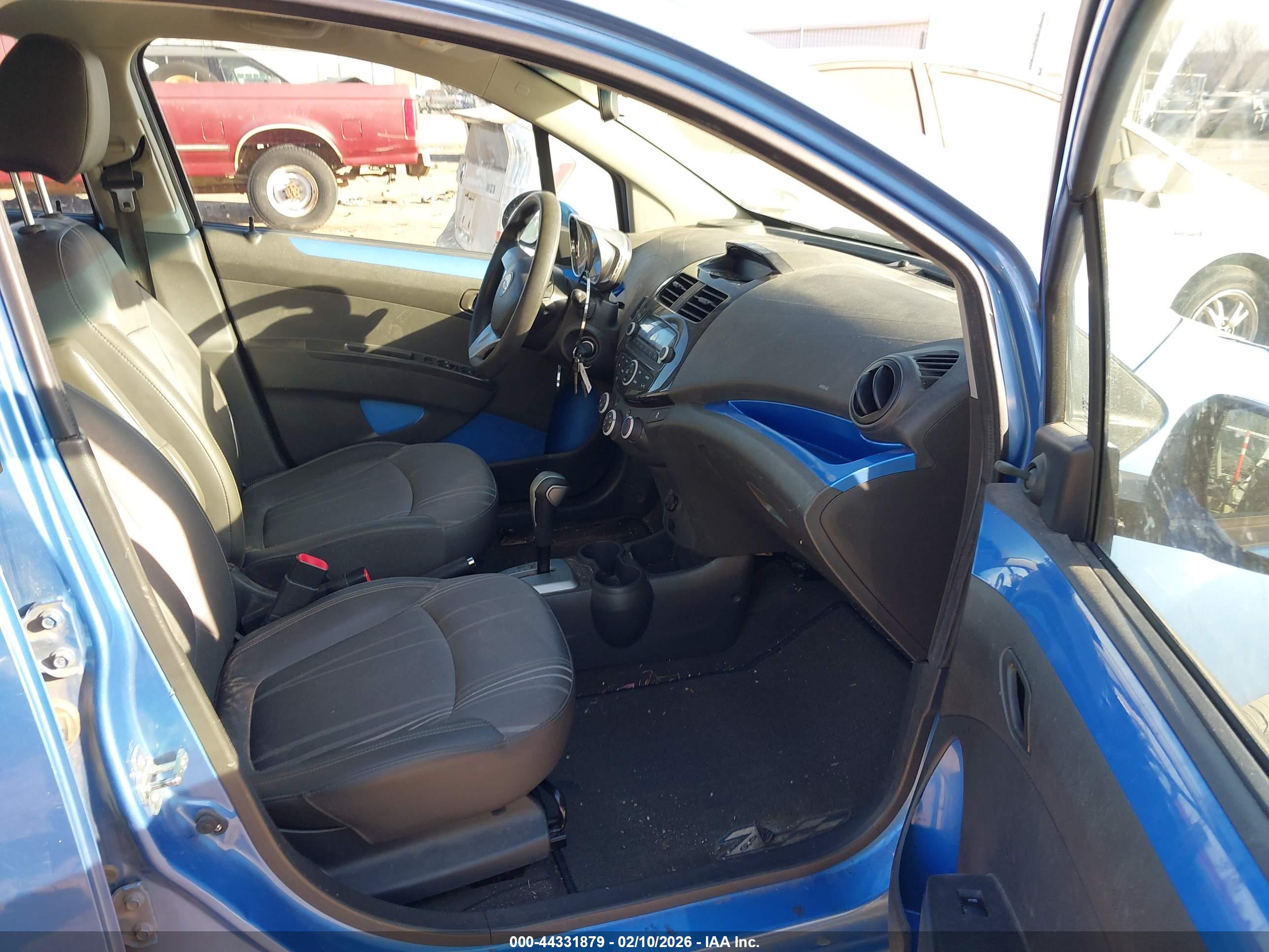 CHEVROLET SPARK image 5