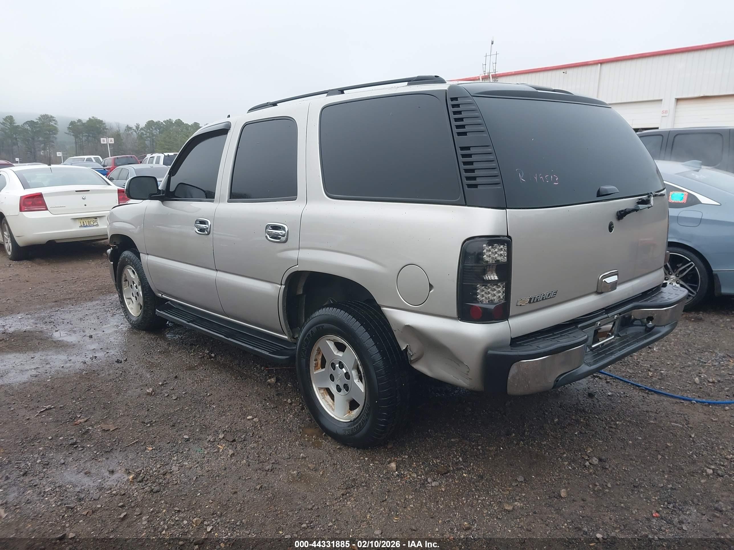 CHEVROLET TAHOE image 3
