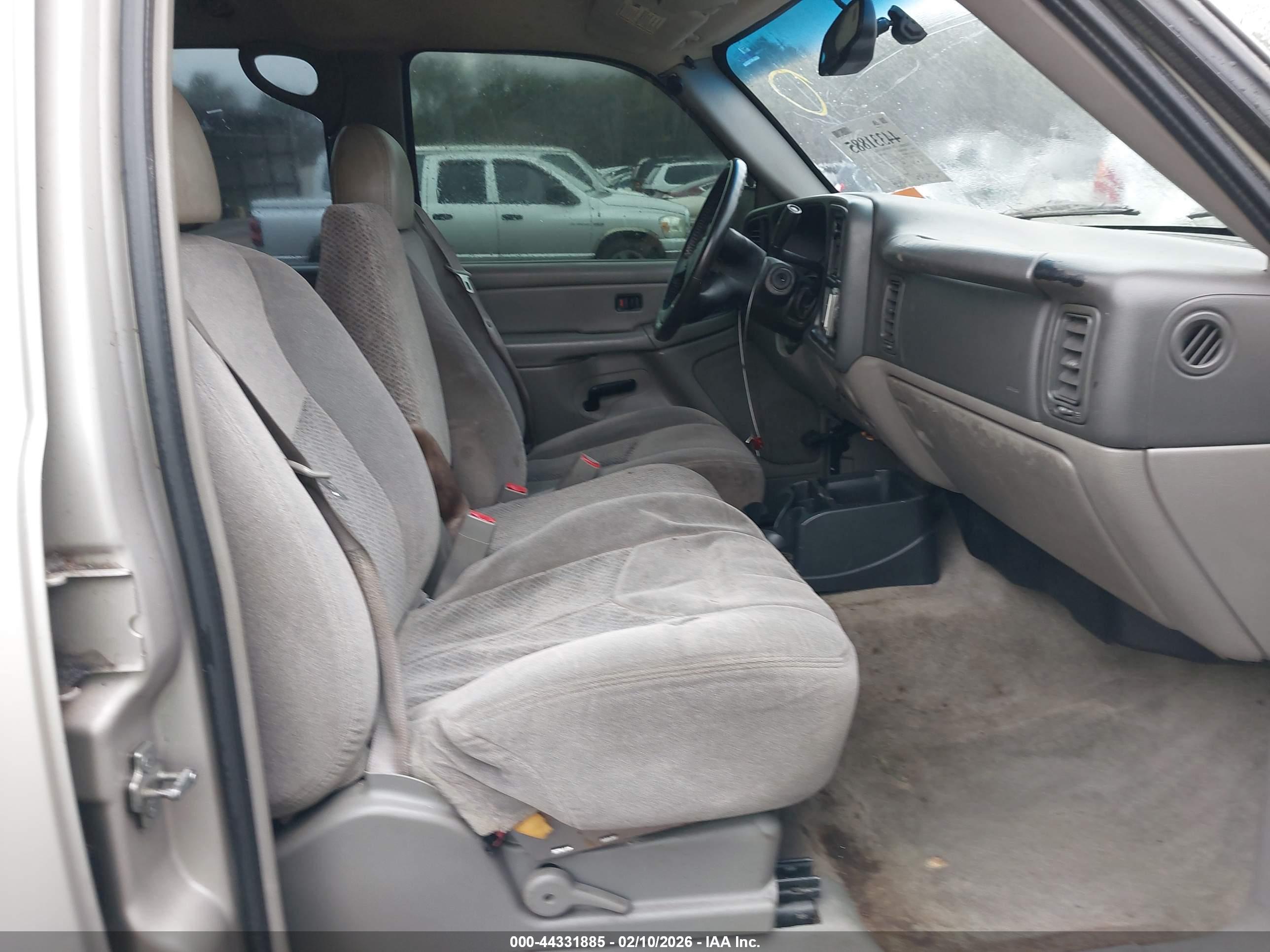 CHEVROLET TAHOE image 5