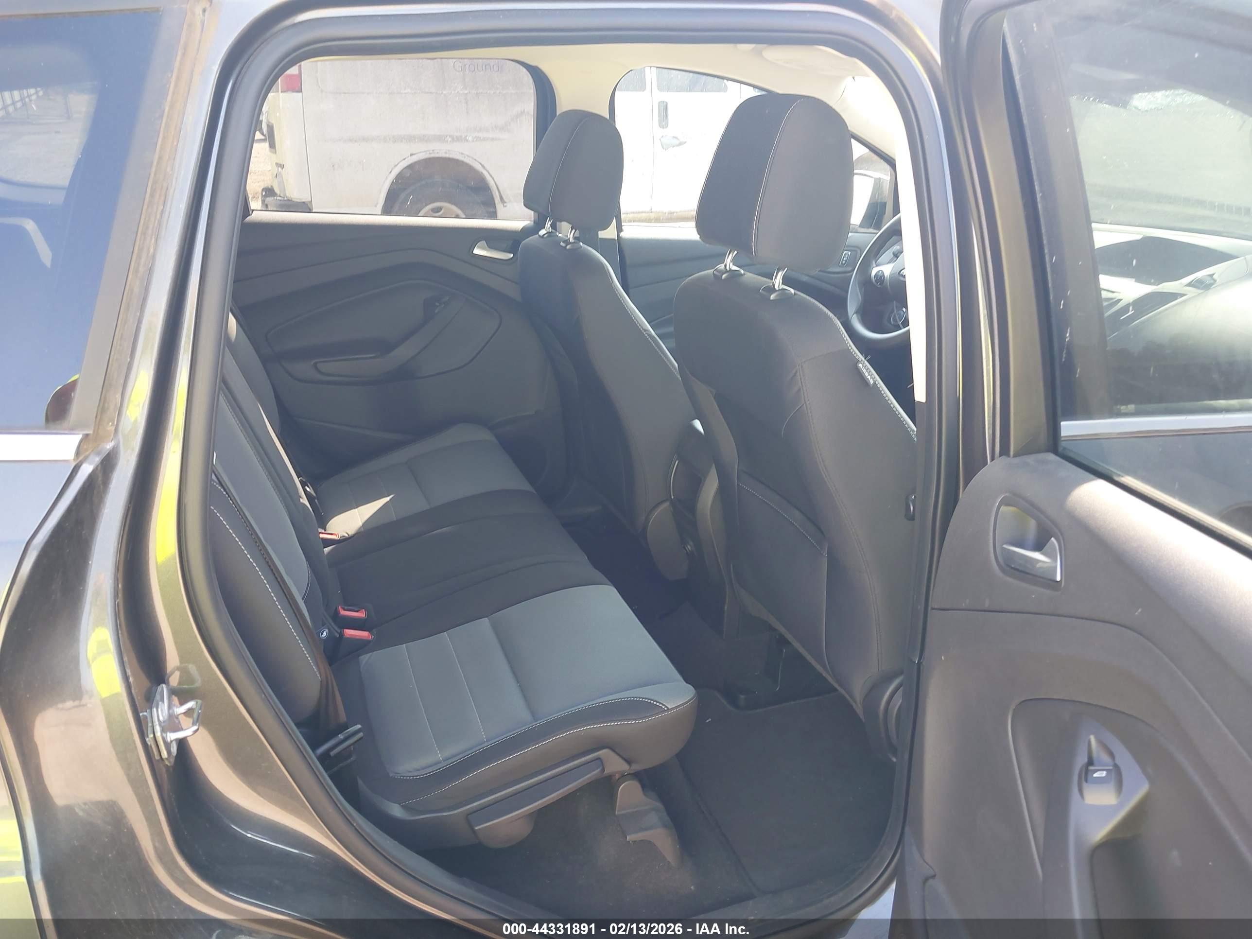 FORD ESCAPE image 8