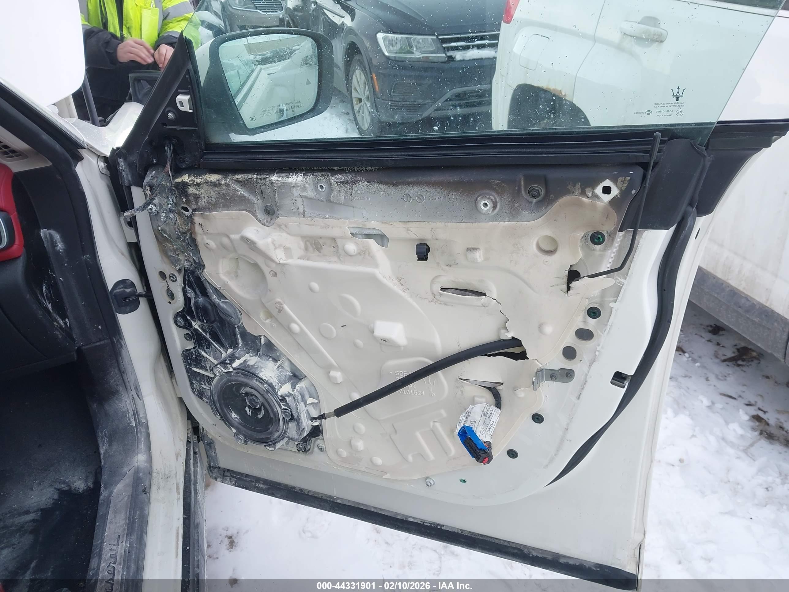 MASERATI LEVANTE image 6