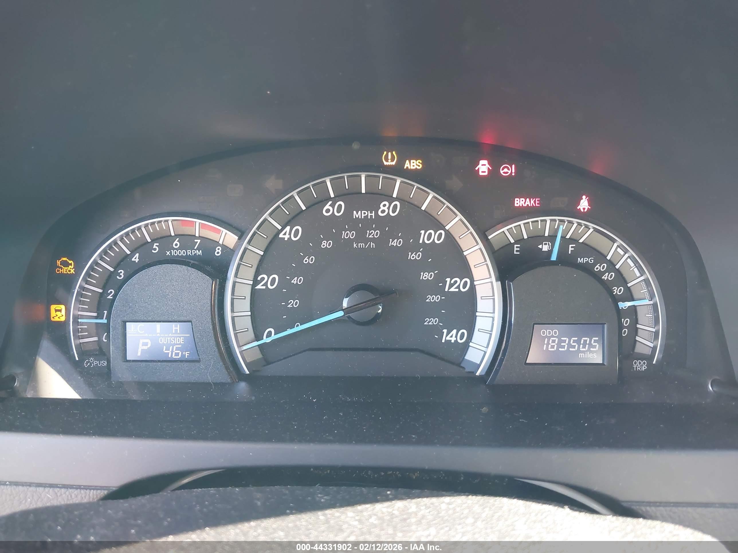 TOYOTA CAMRY image 7