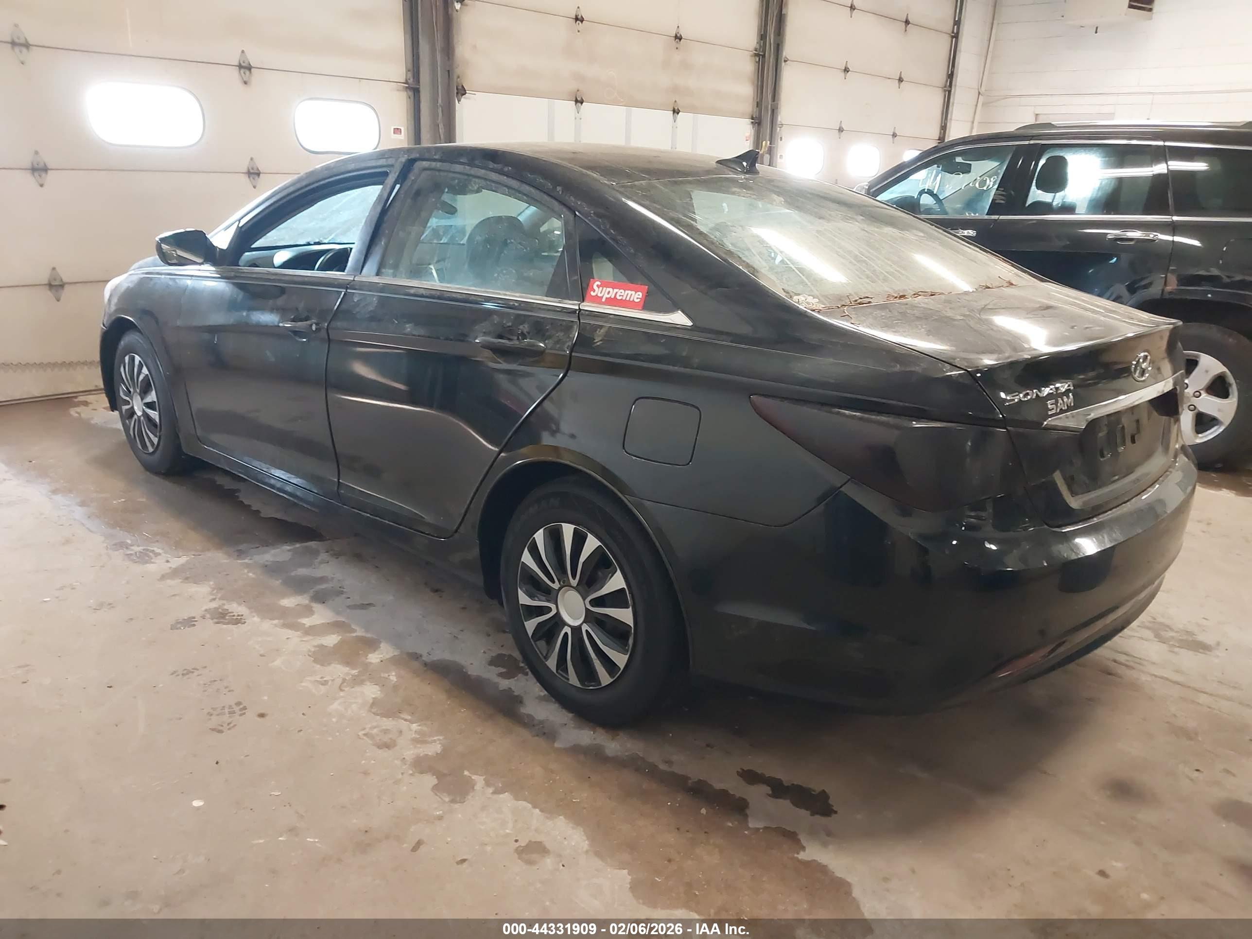 HYUNDAI SONATA image 3