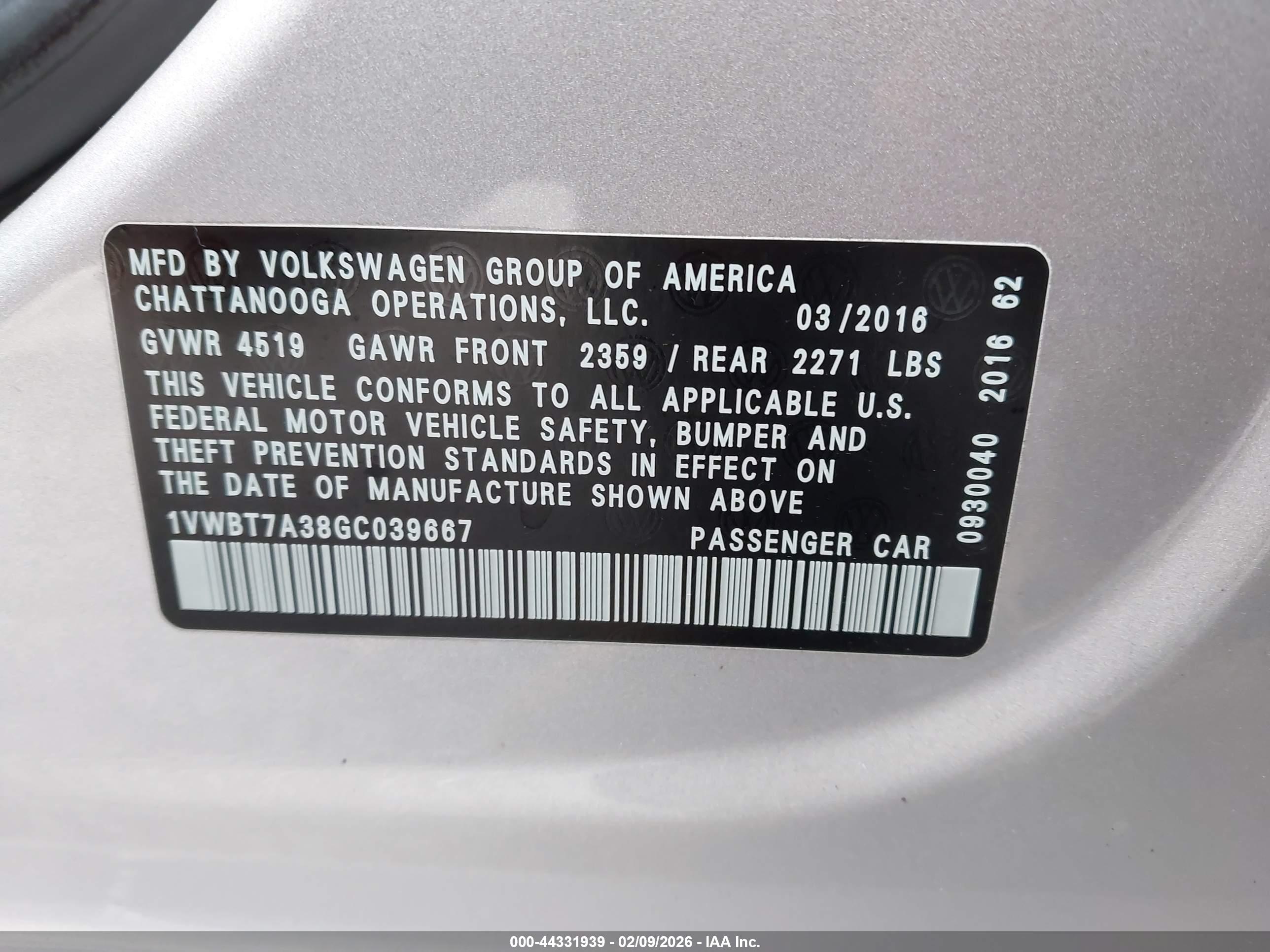 VOLKSWAGEN PASSAT image 9