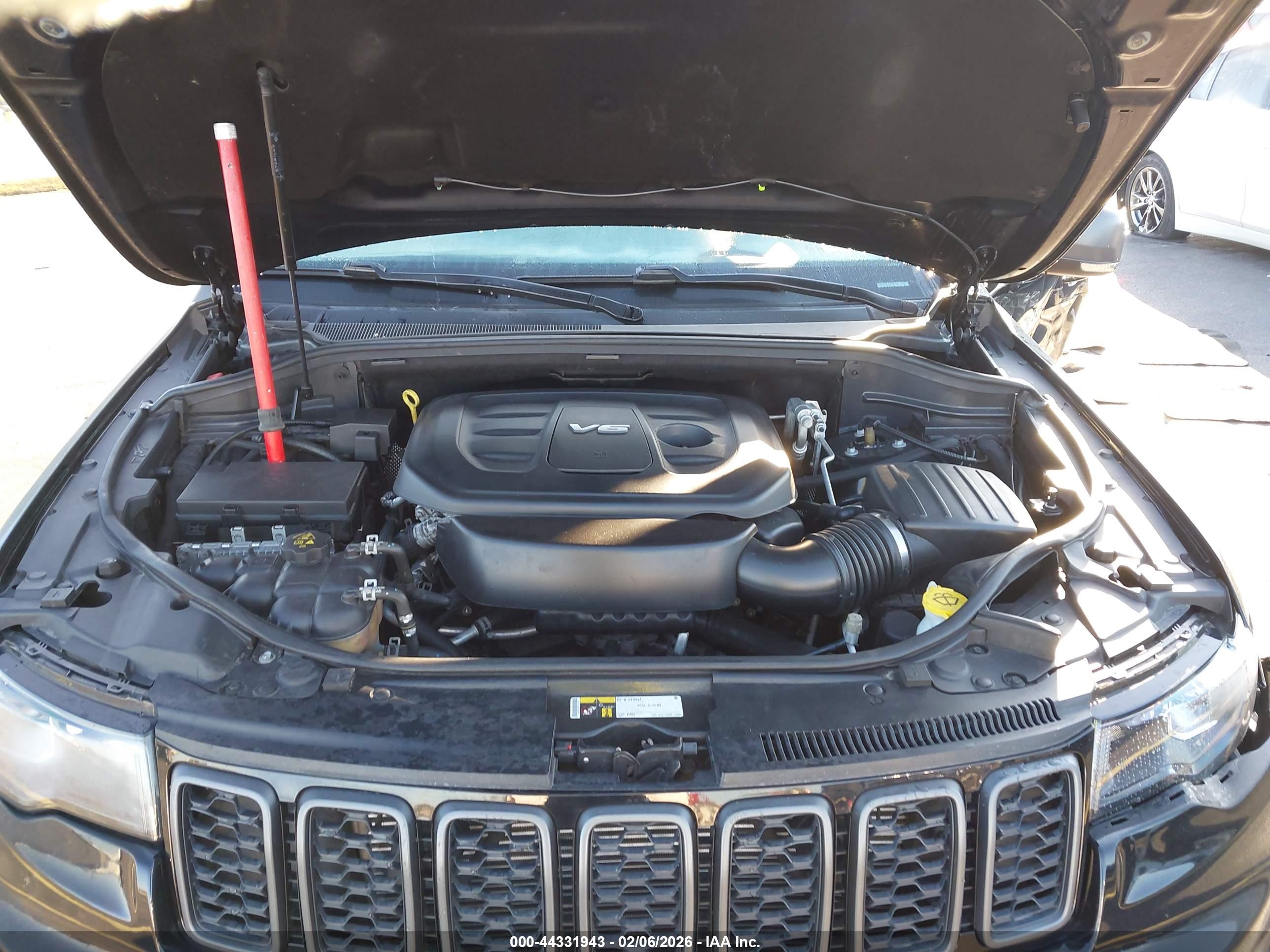 JEEP GRAND image 10