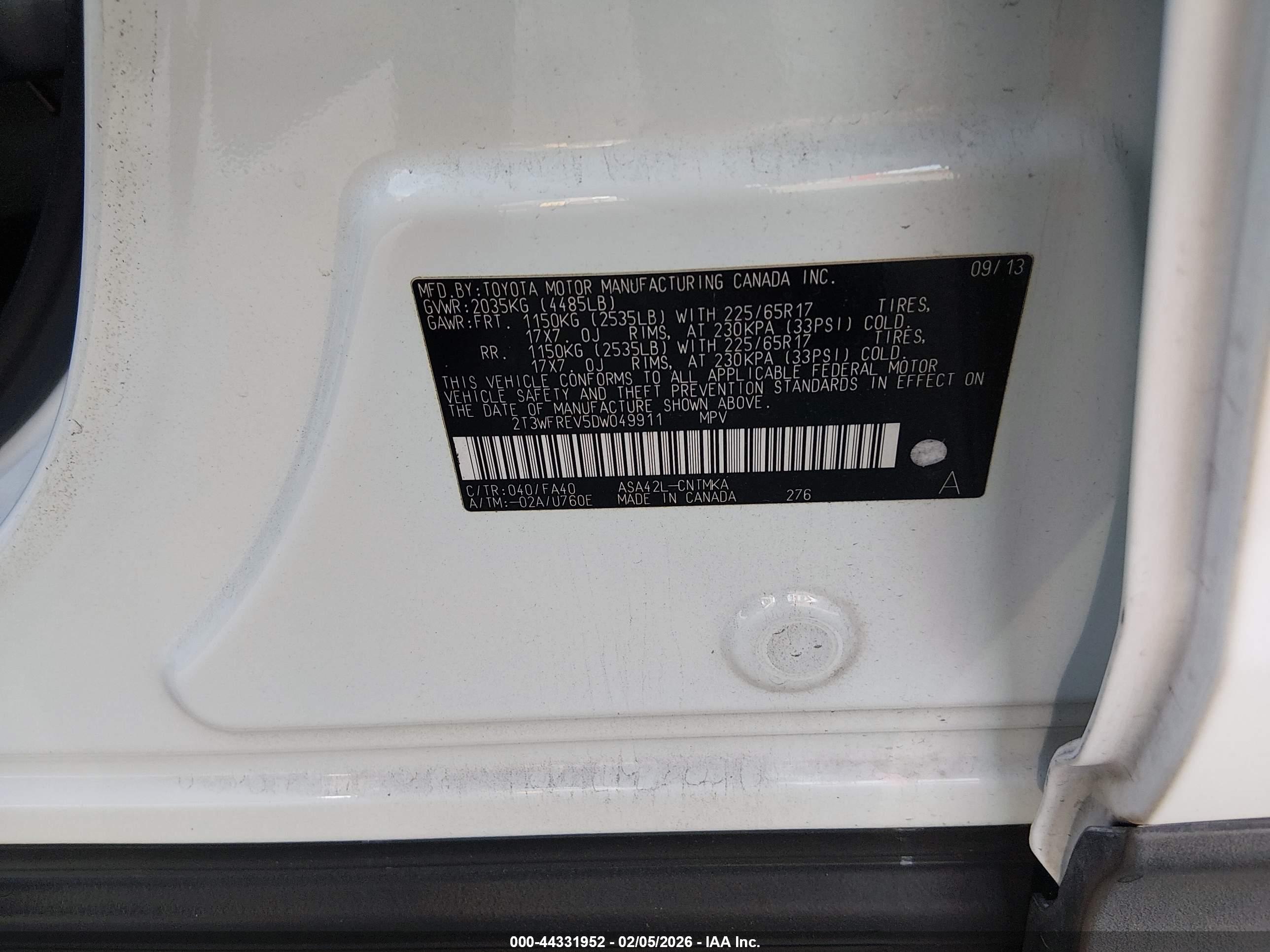 TOYOTA RAV4 image 9