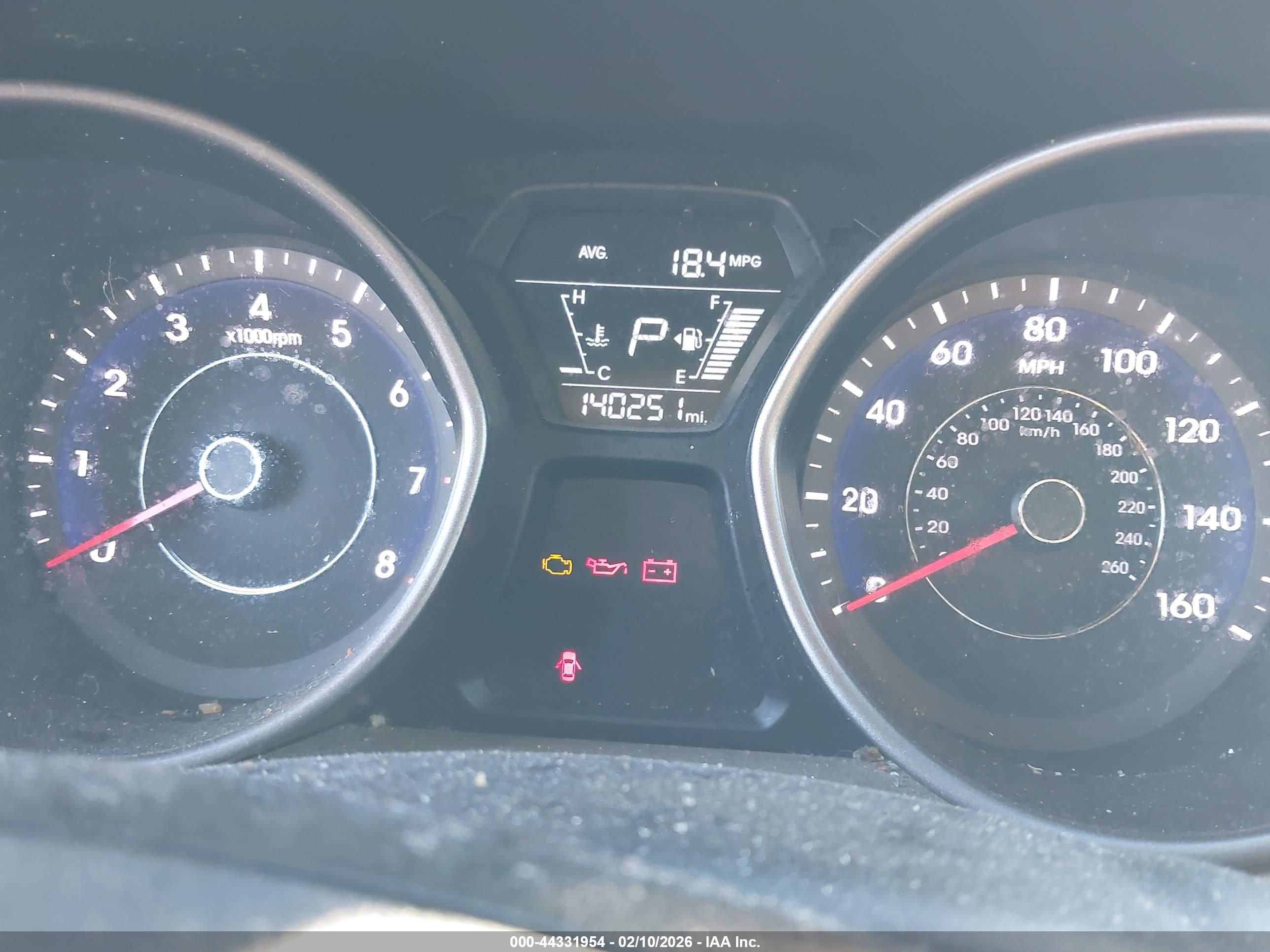 HYUNDAI ELANTRA image 7