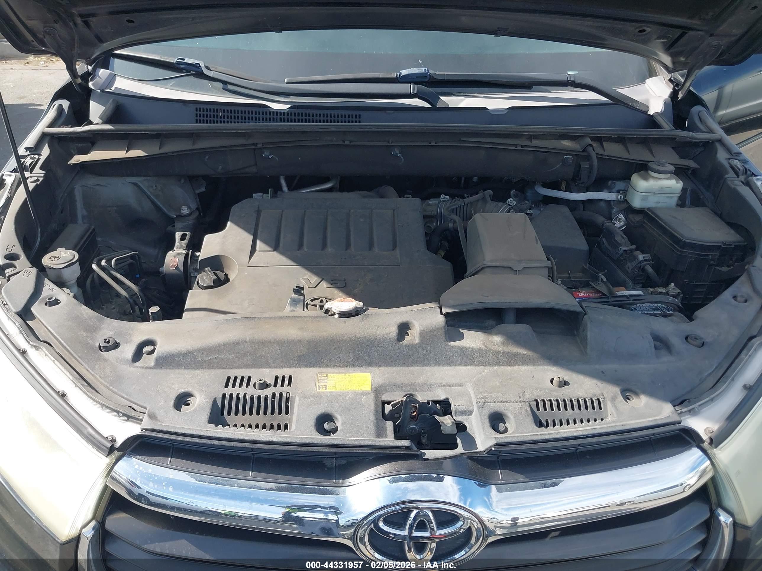 TOYOTA HIGHLANDER image 10