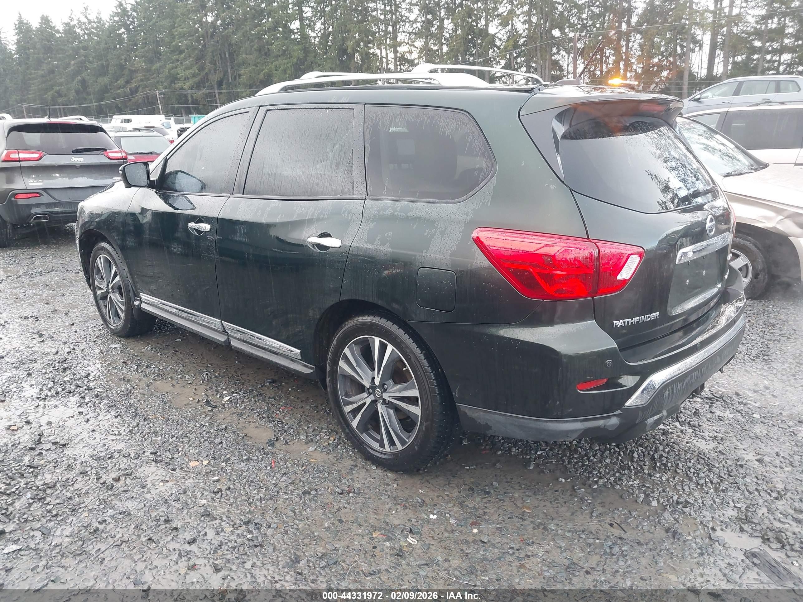 NISSAN PATHFINDER image 3