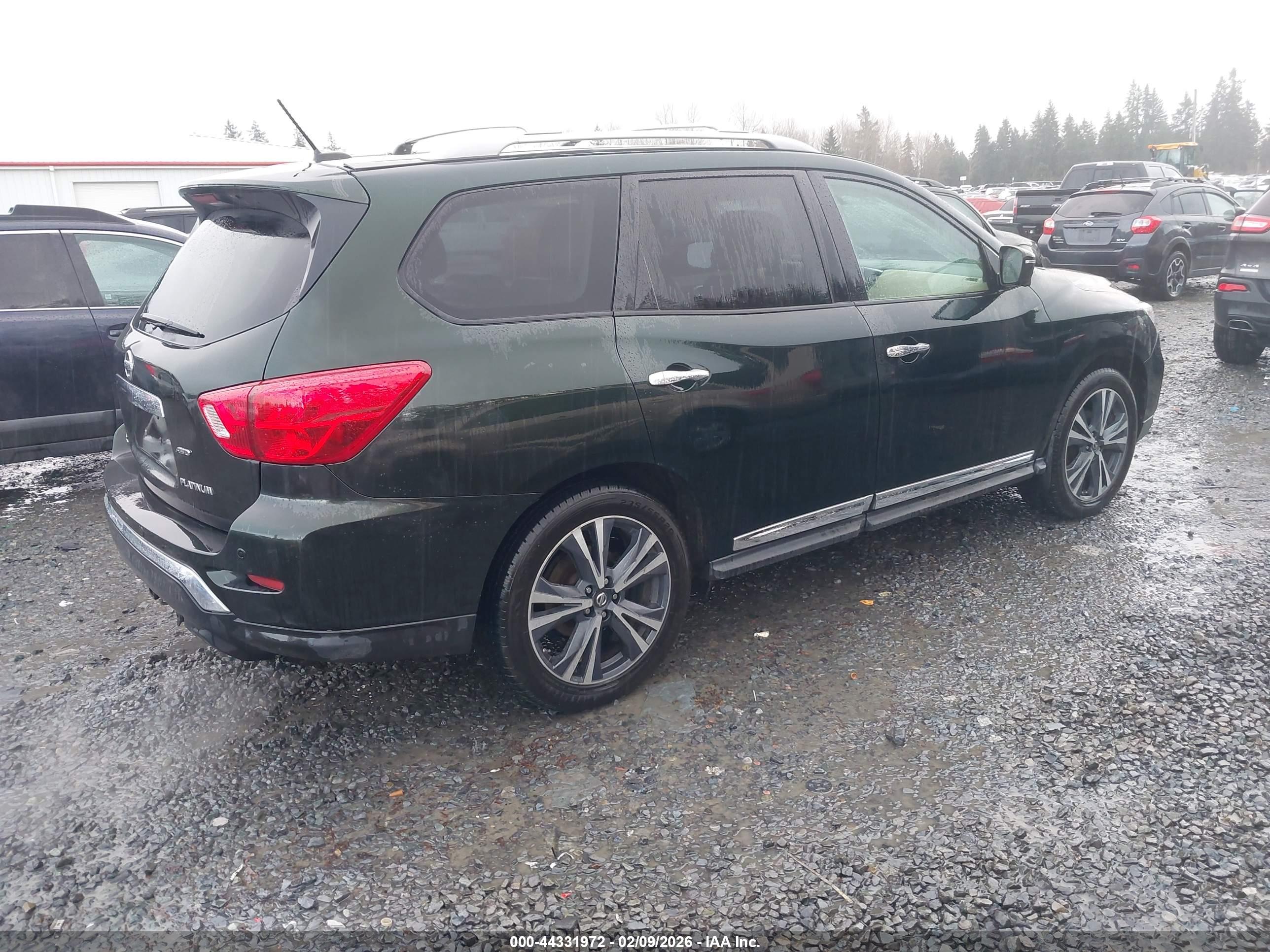 NISSAN PATHFINDER image 4