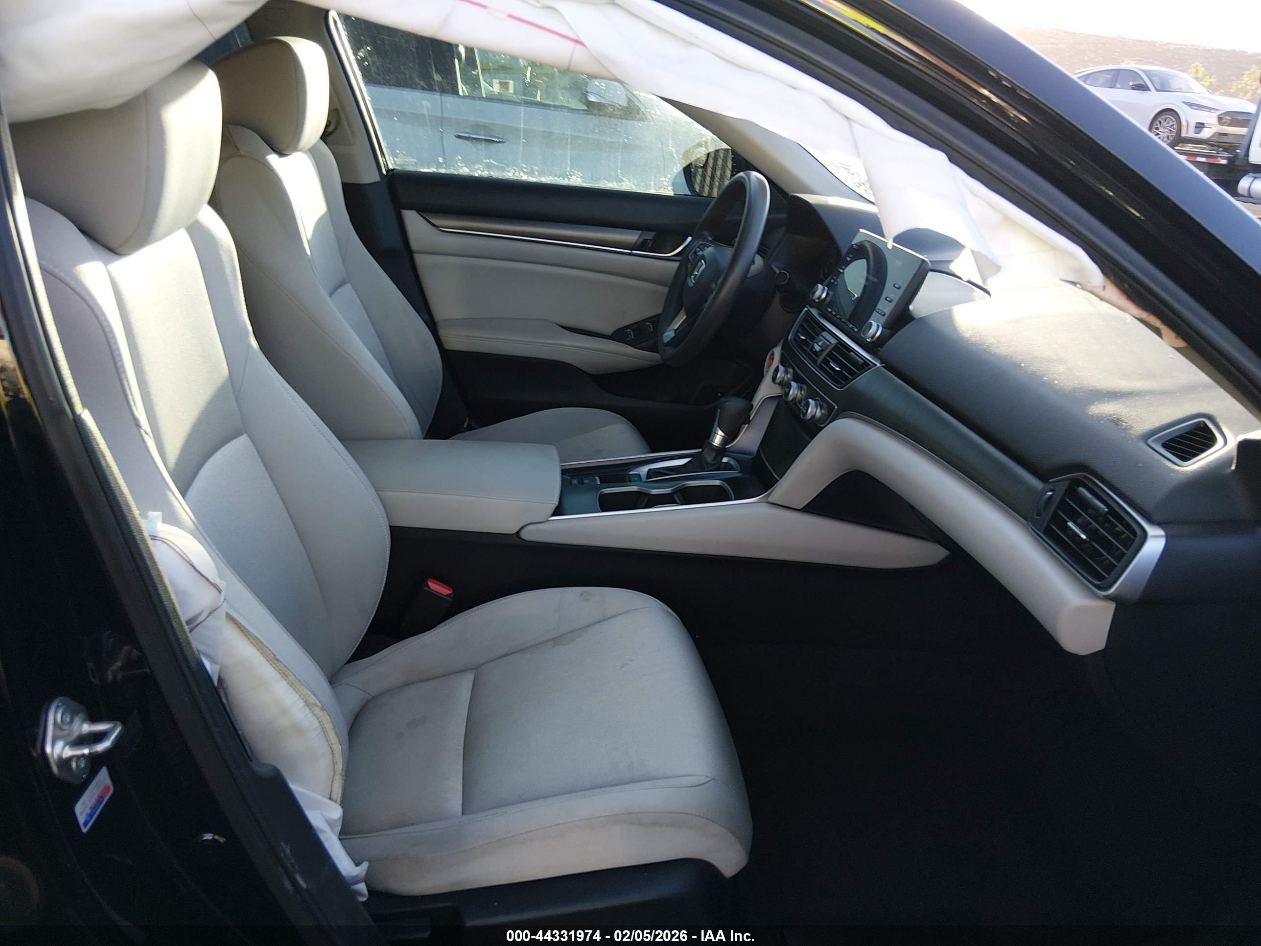 HONDA ACCORD image 5