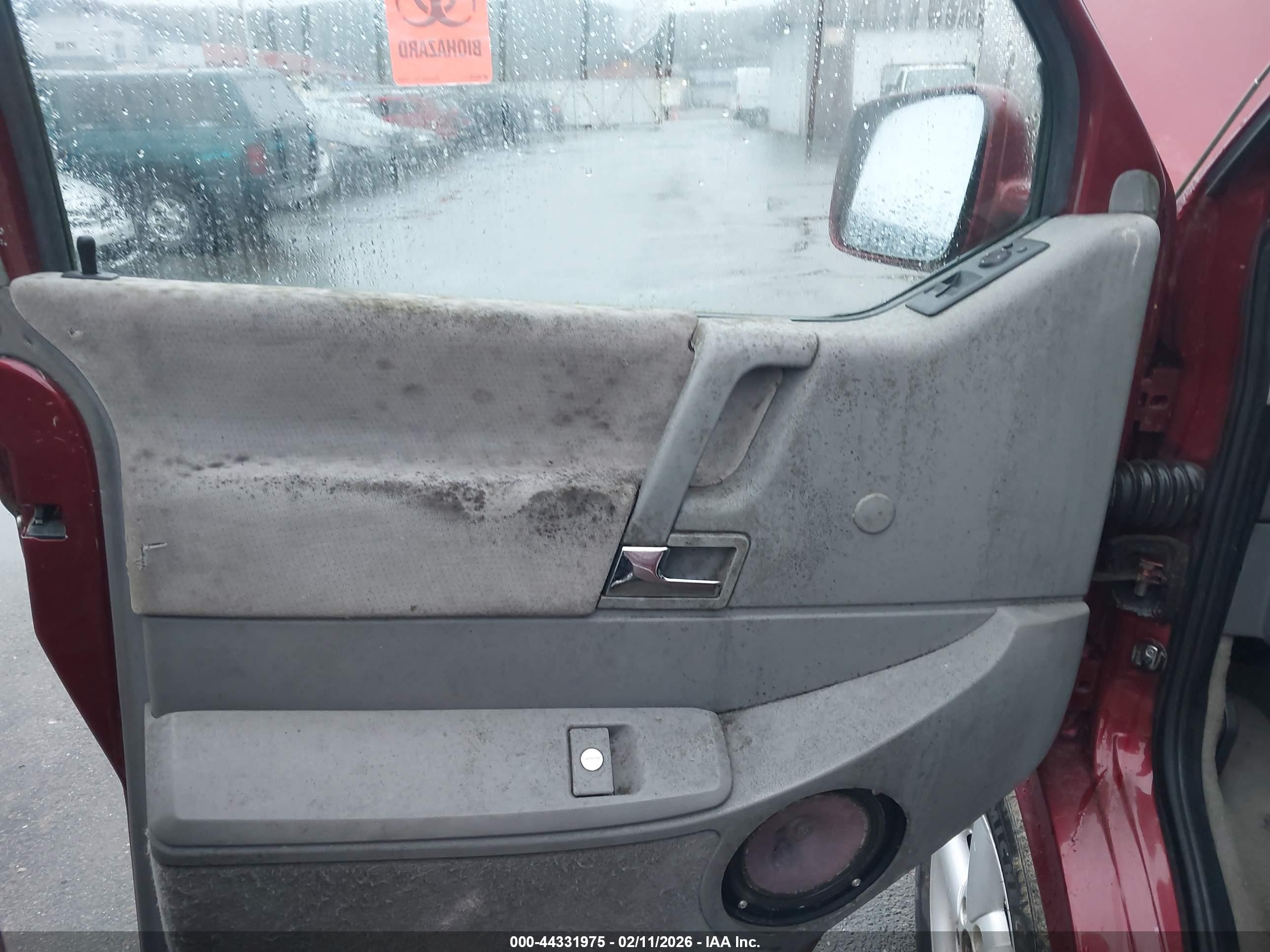 VOLKSWAGEN EUROVAN image 6