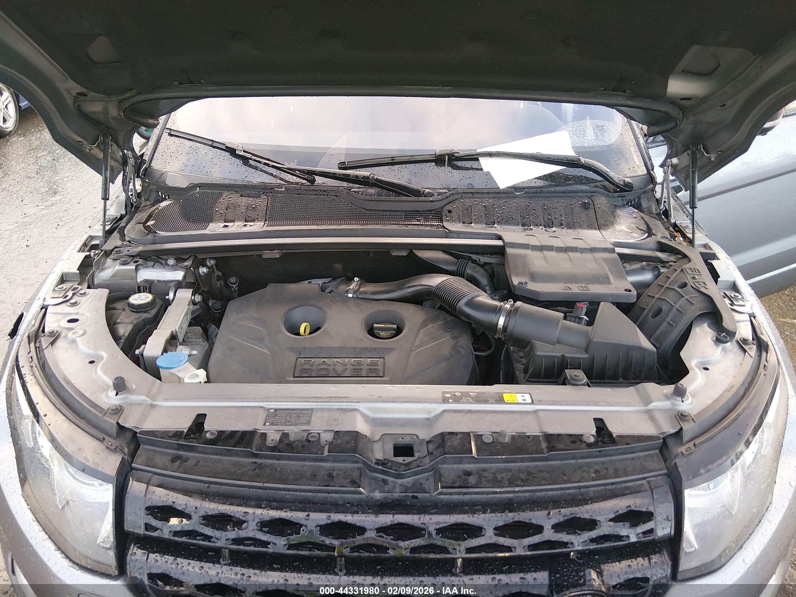 LAND ROVER image 10